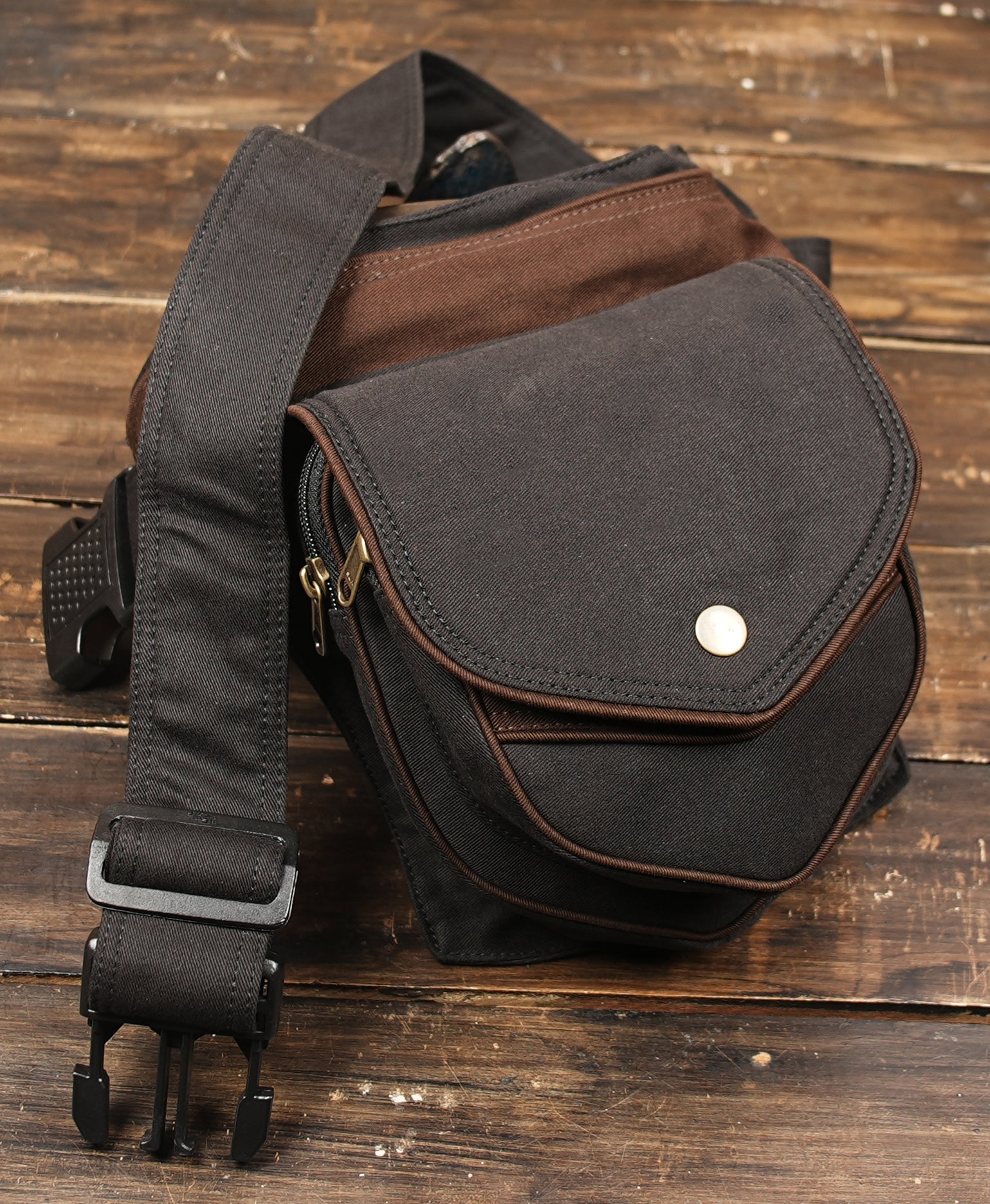 Black hip pouch belt with secure storage for phone wallet and keys