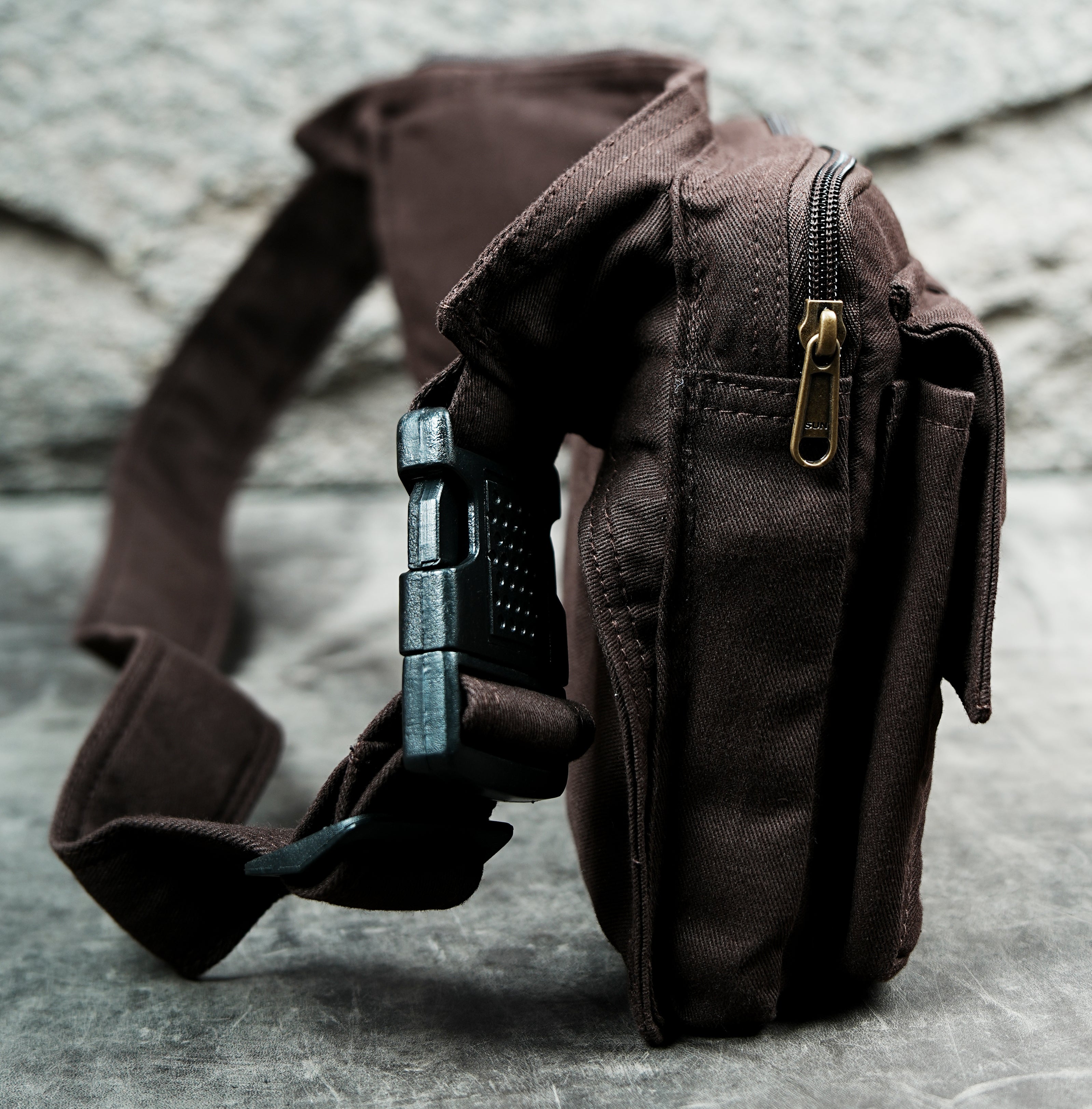 Cotton travel waist pouch with secure zipper and snap pockets