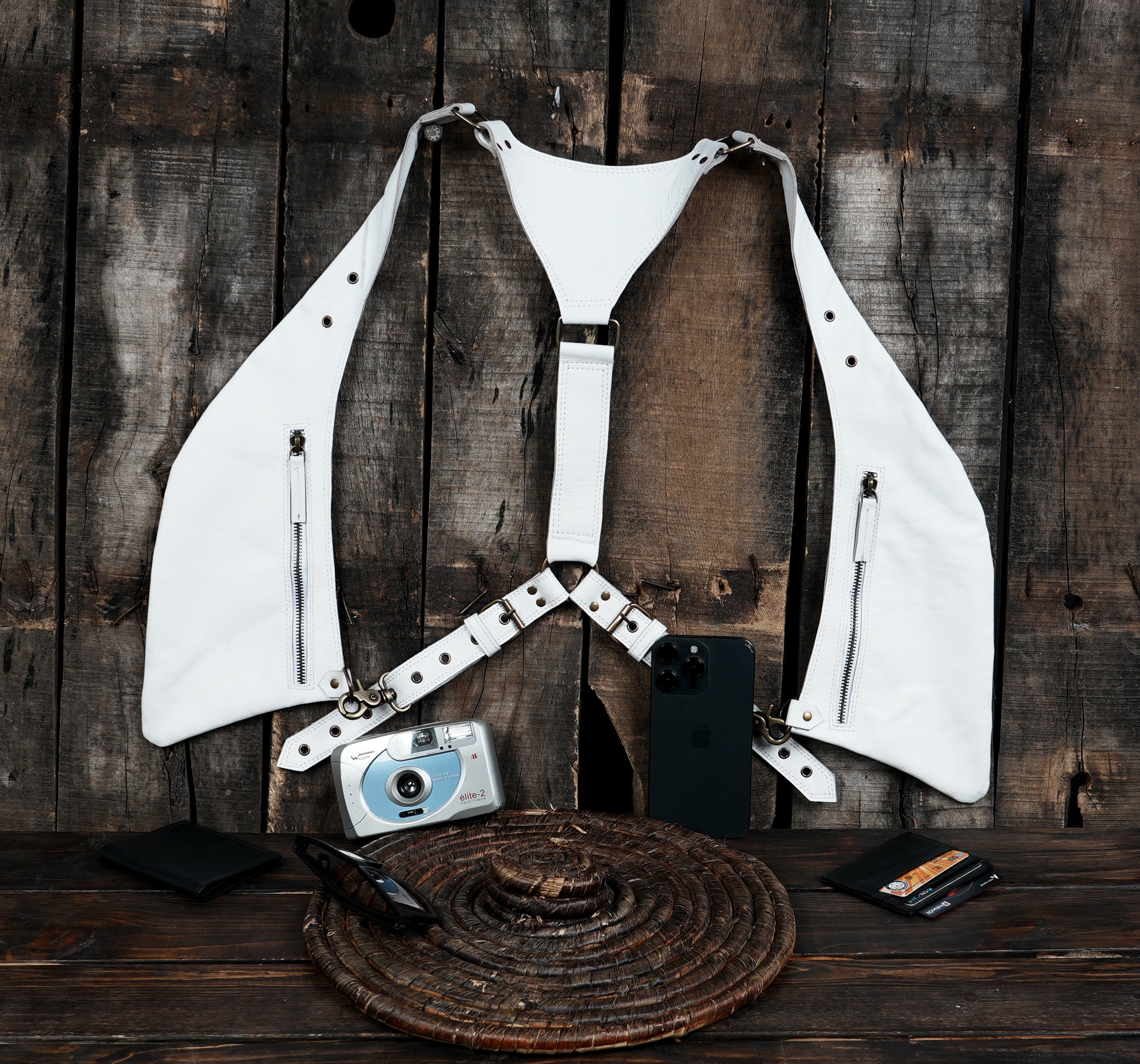 Contemporary leather harness holster for hands free use