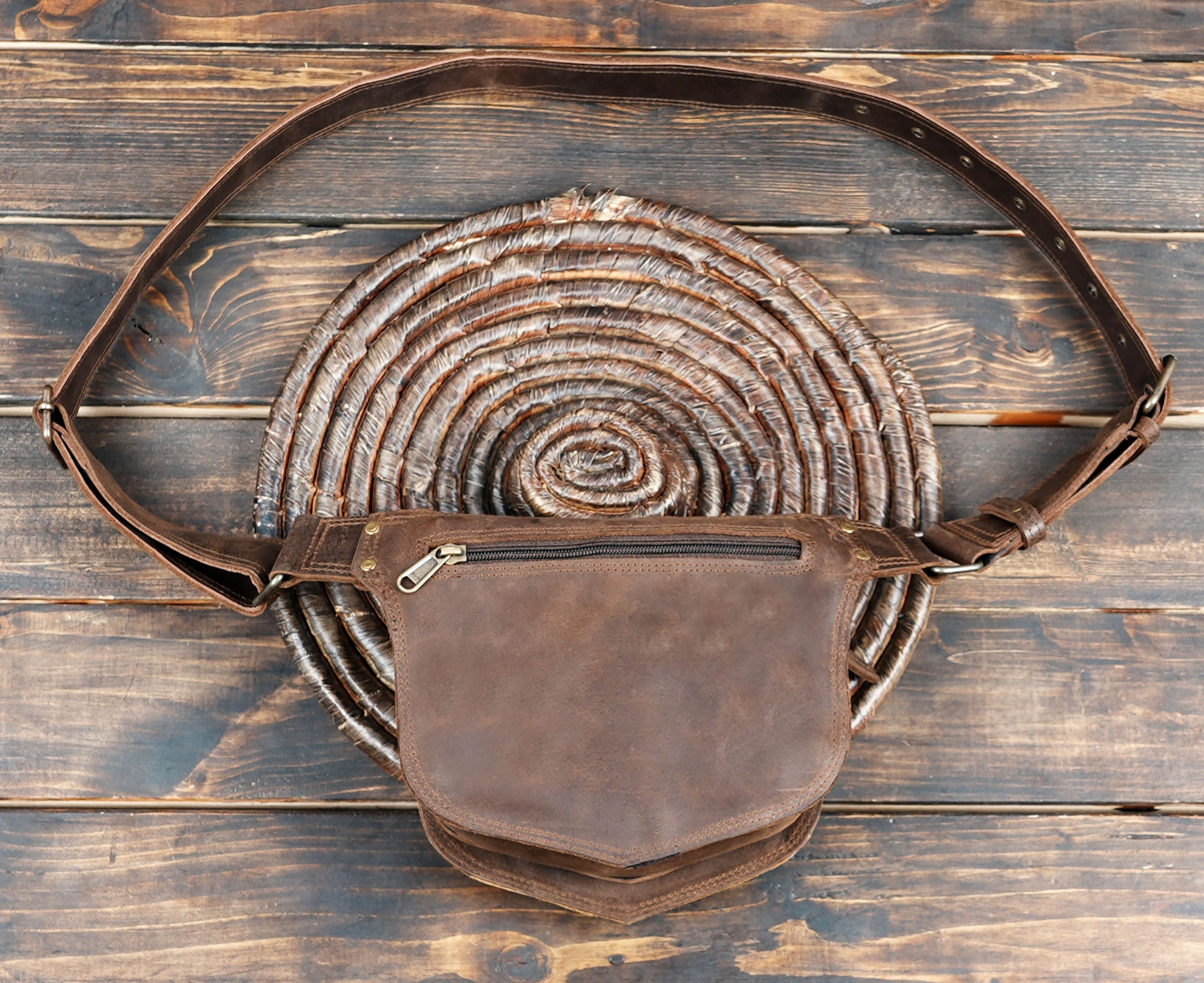 The adjustable strap ensures a comfortable fit for both men and women.