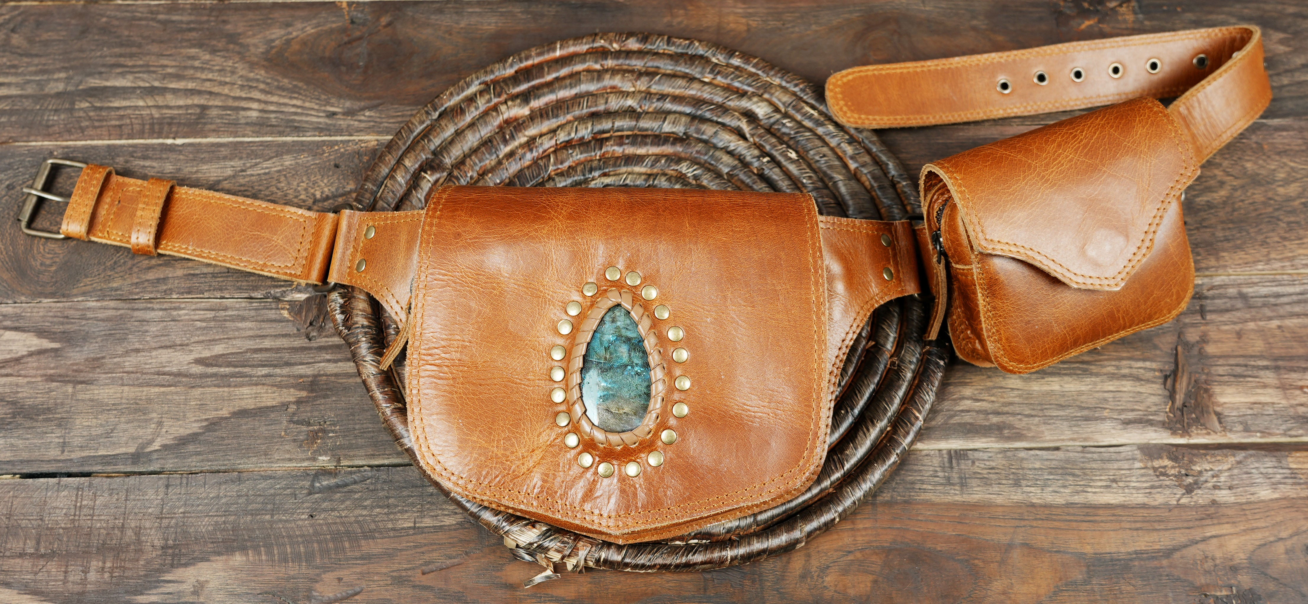 Black Genuine Leather Waist Belt with Teardrop Gemstone || Handmade Leather Waist Belt with Gemstone For Unisex (LT-AB-WB-6016)