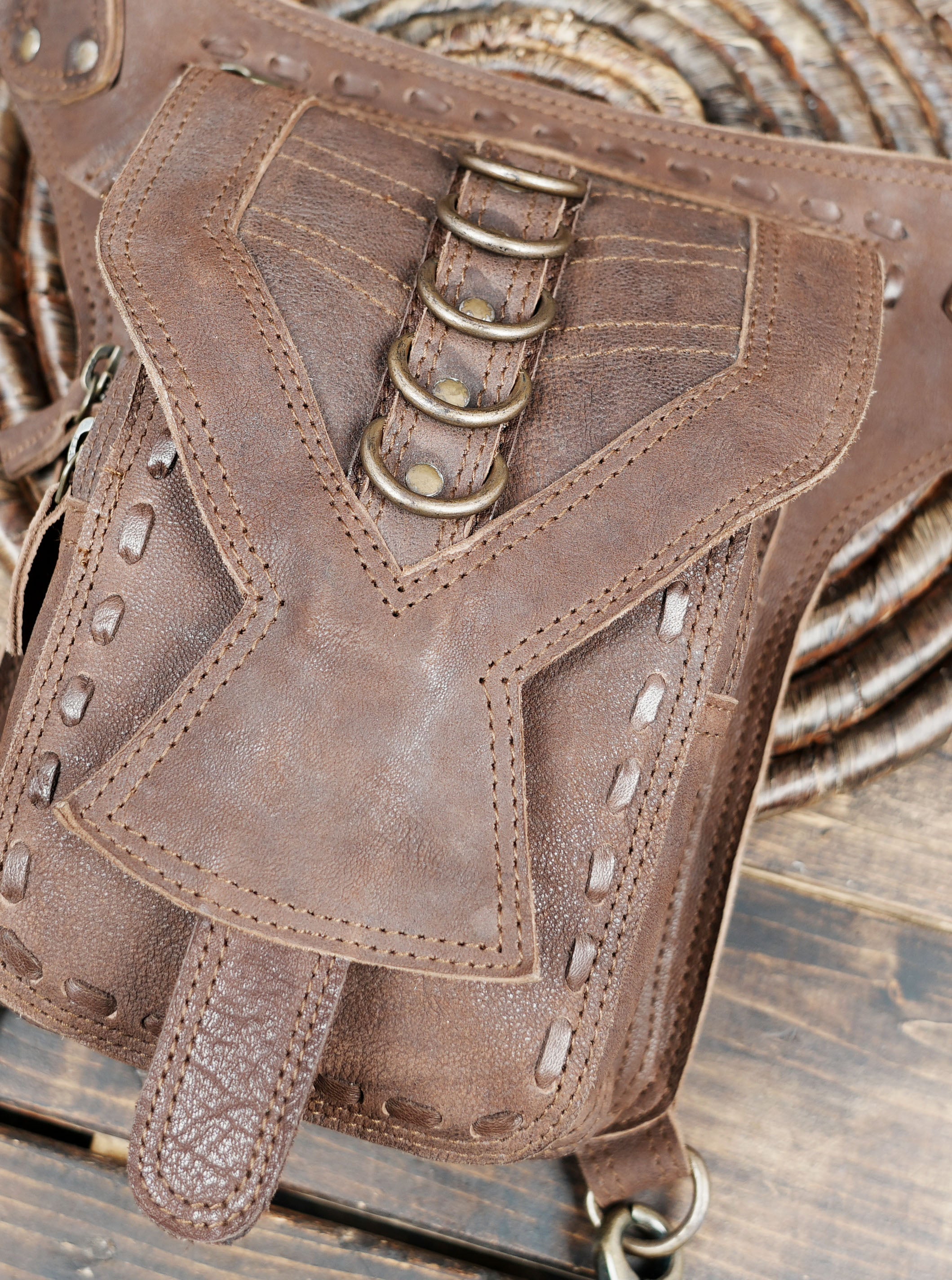 This Handmade Brown Leather Thigh Belt is designed for those who love both fashion and functionality.