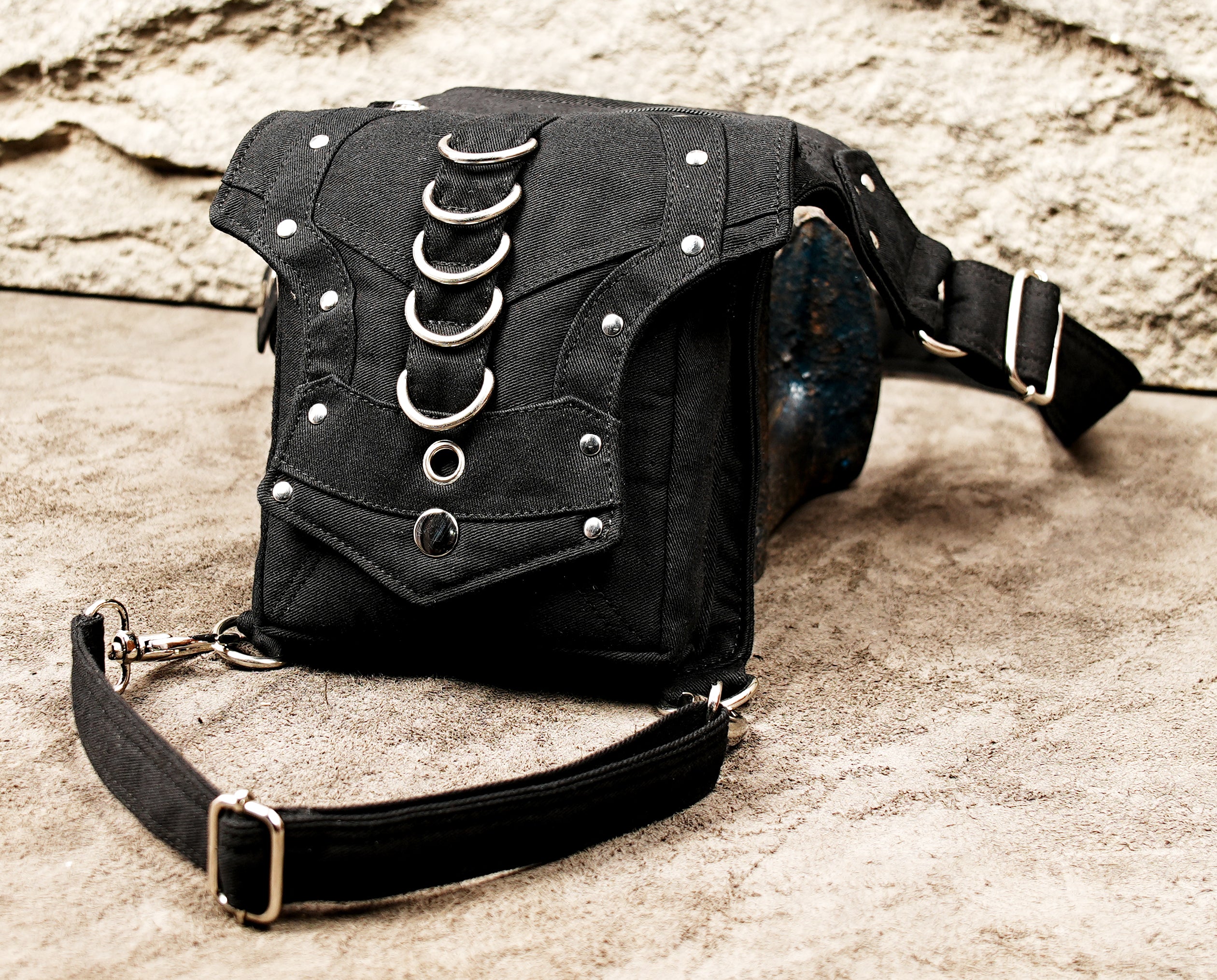 Festival-ready cotton waist pack complete with an adjustable thigh harness