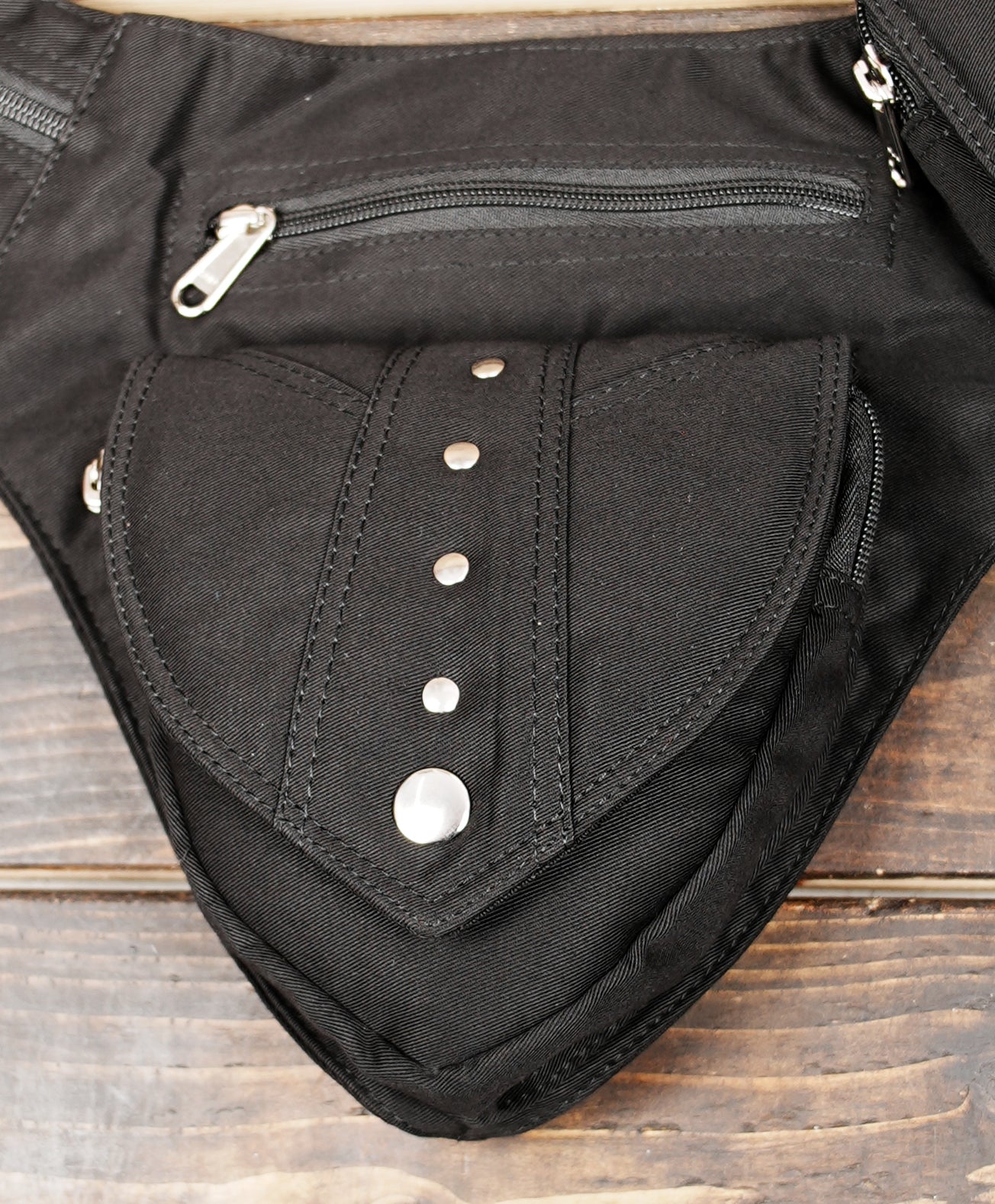 Adjustable cotton fanny pack with detachable pouch