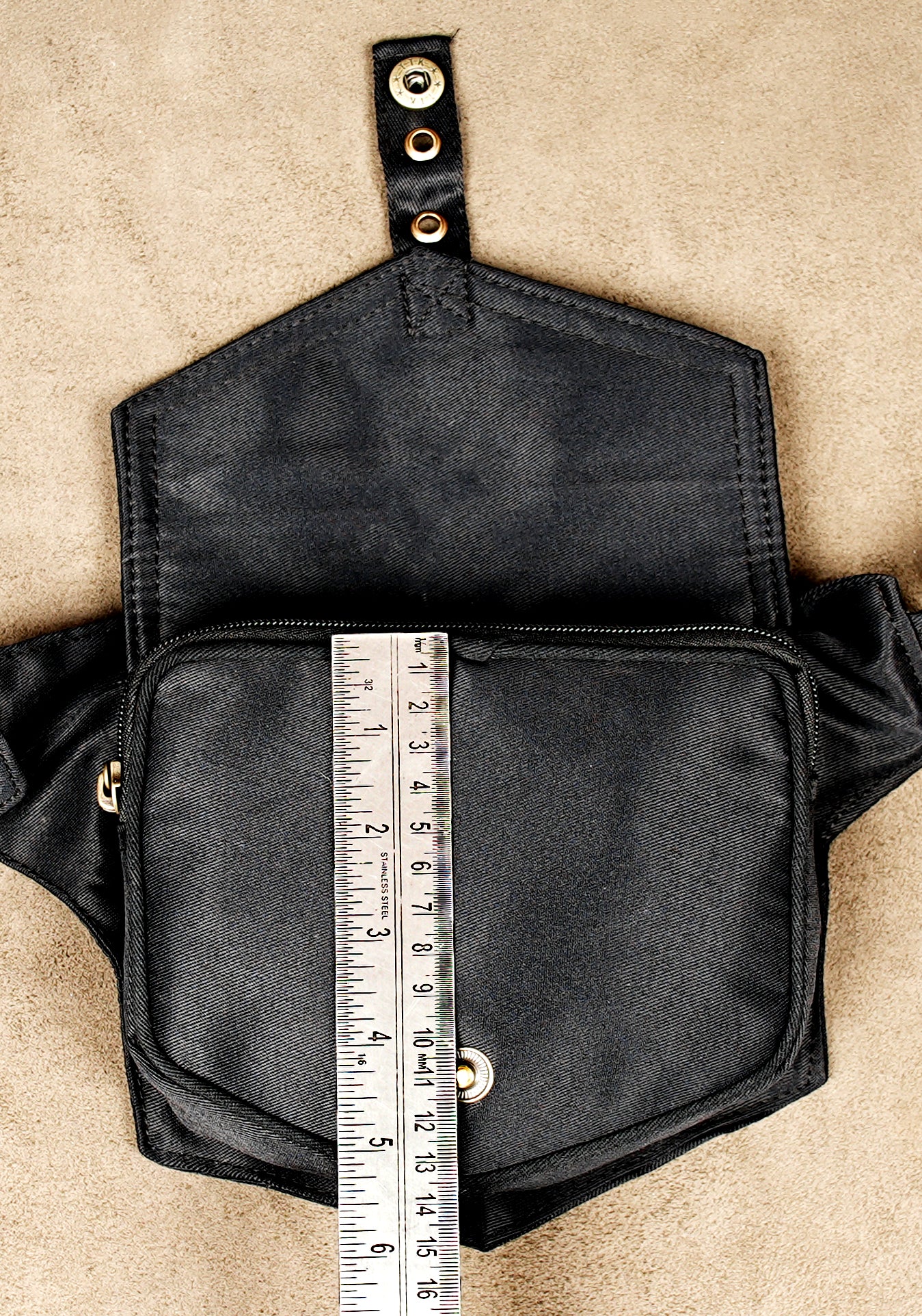 Unisex black canvas hip bag for hiking and outdoor markets