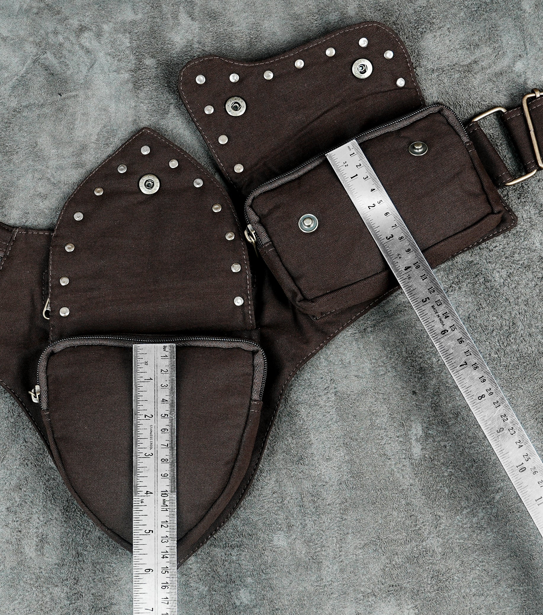 Festival utility belt in brown cotton with floral lace detail