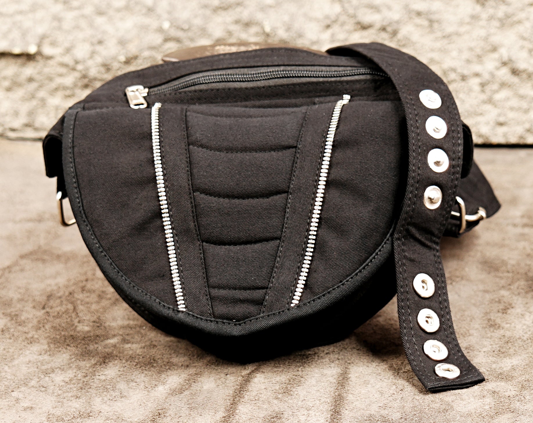 Adjustable cotton waist pouch for men and women