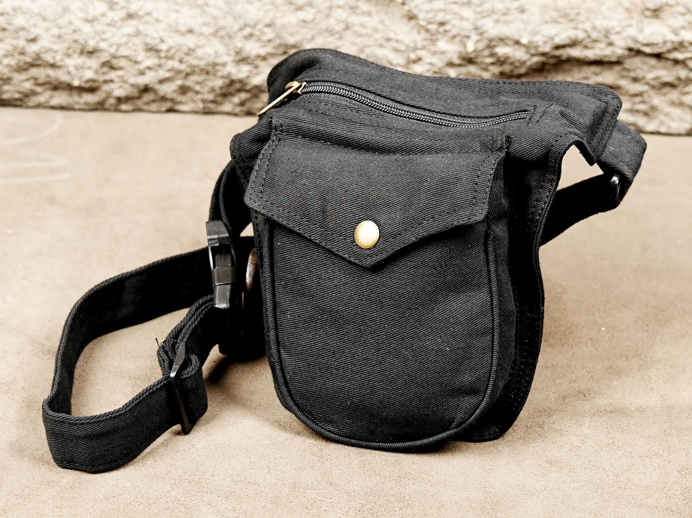 multifunctional travel belt pouch for men and women