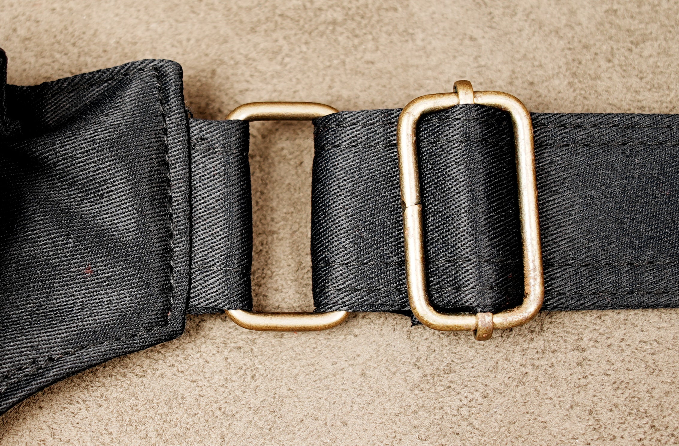 Black utility belt bag for outdoor music festivals and travel