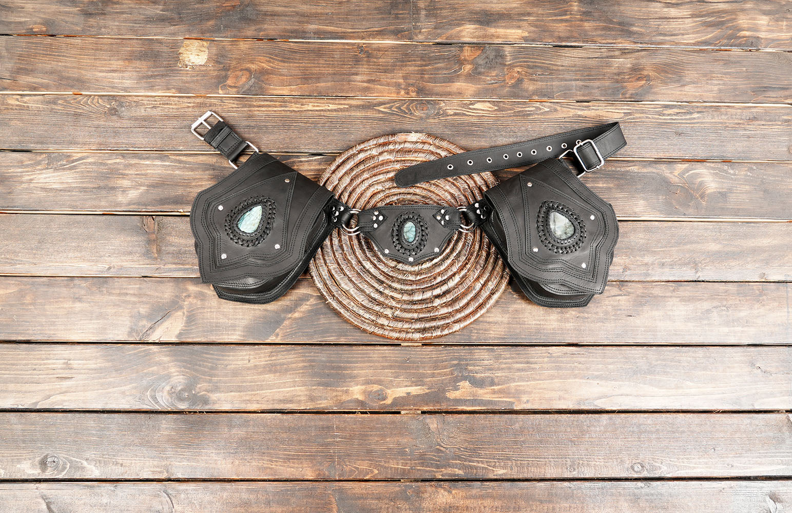 Black Leather Double Pouch Waist Belt with Labradorite Stone || Festival Style Leather Waist Belt with Double Pockets (LT-NS-WB-6025)