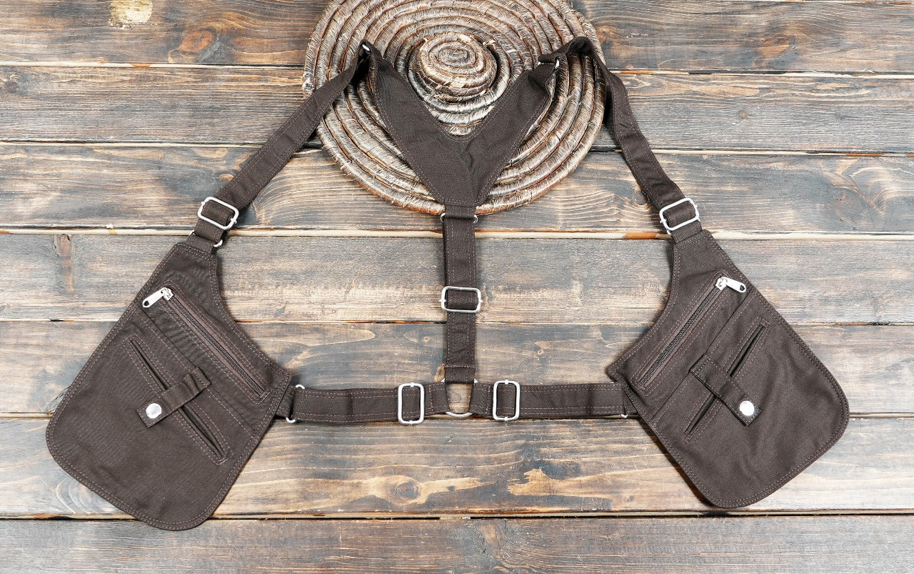 Multi-pocket chest rig ideal for alternative fashion and daily adventures