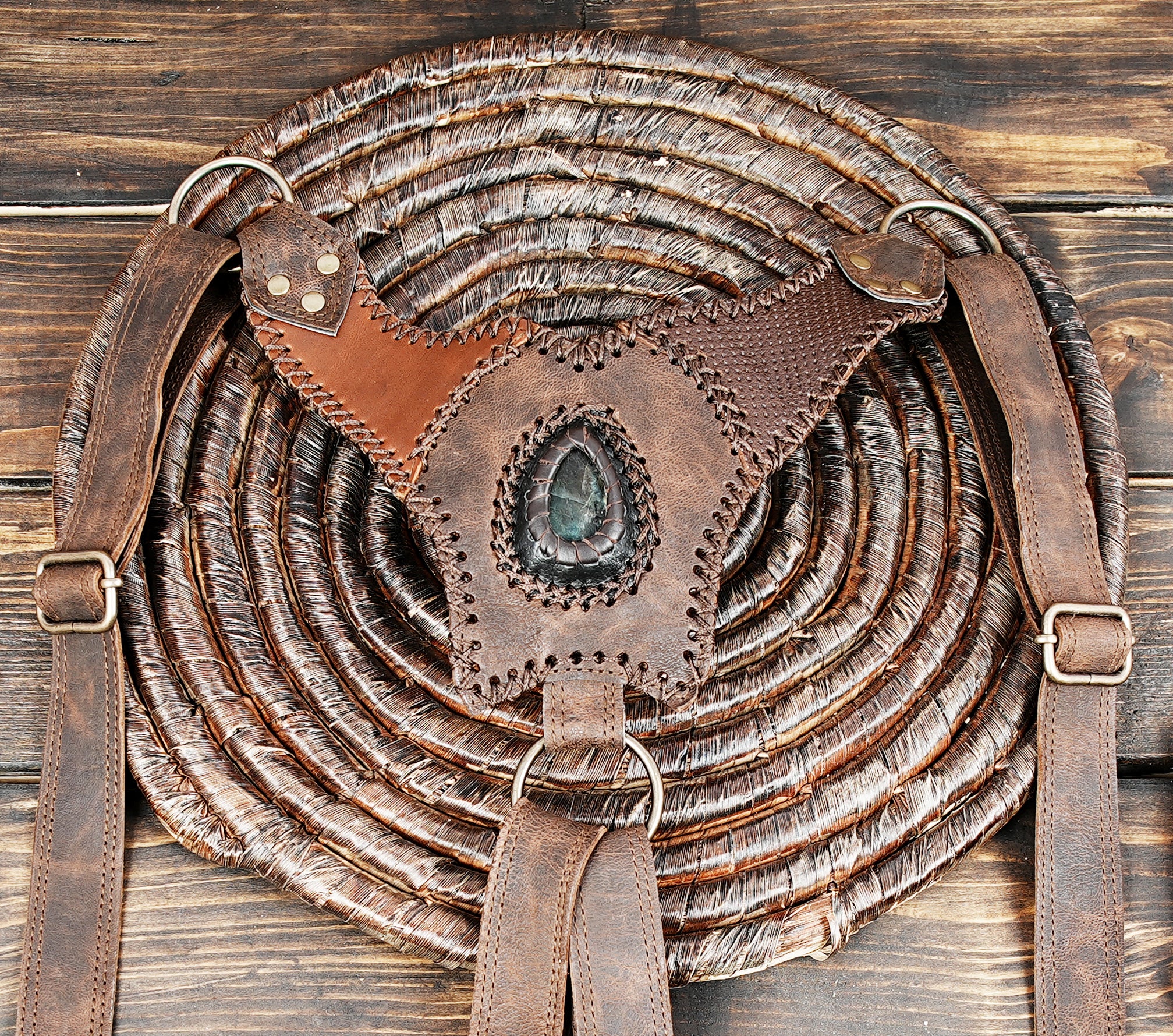 Brown Leather Utility Bag: Rustic Edge for Every Outfit