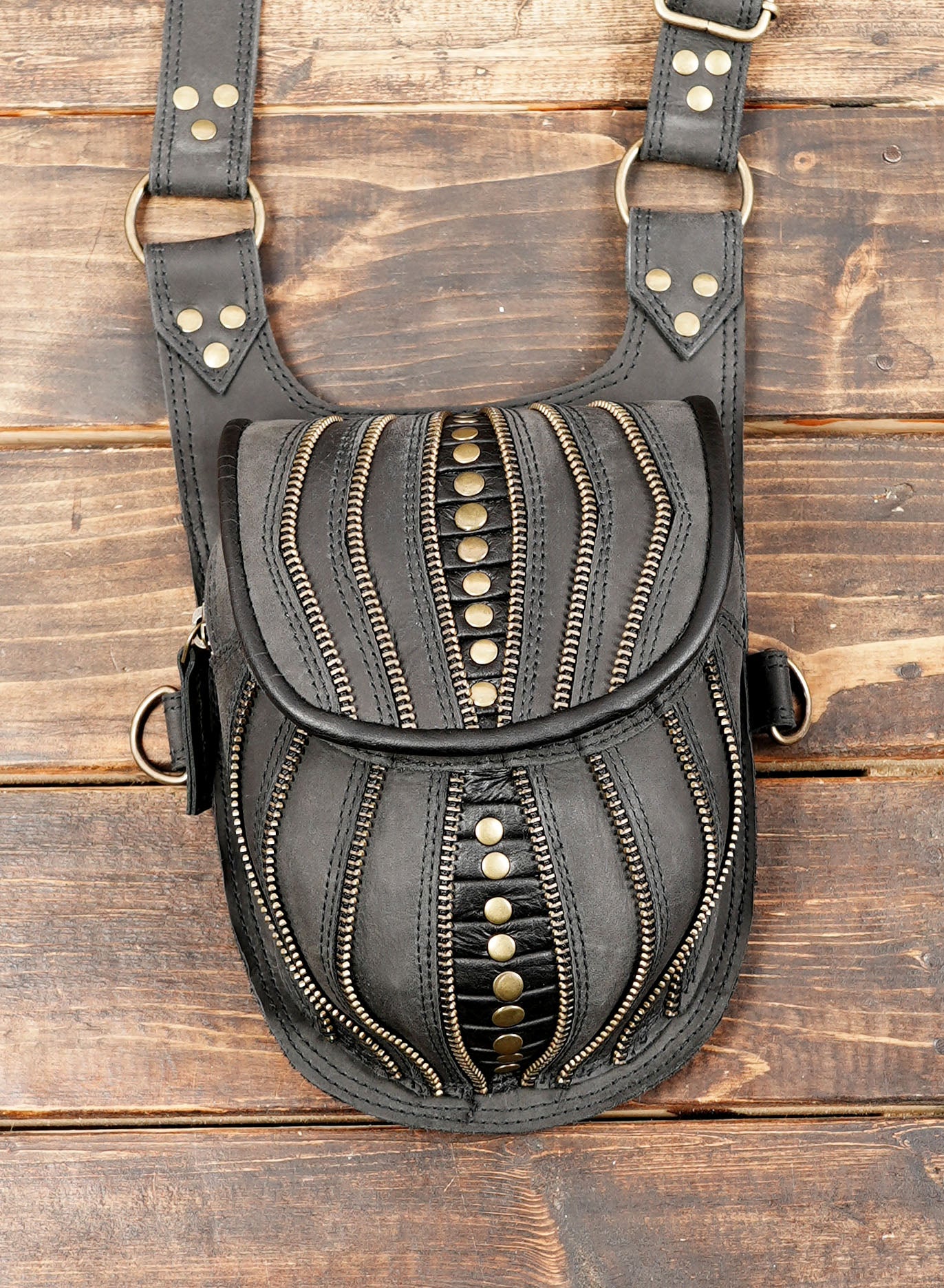Gothic Inspired Leather Holster with Dual Storage || Decorative Leather Festival Holster Harness (LT-AB-HLS-6104)