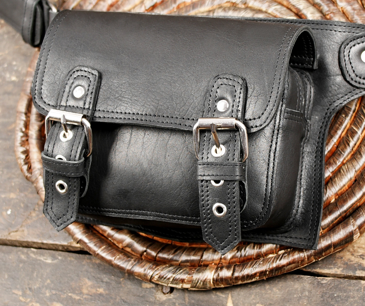 Premium black leather utility waist belt for daily use