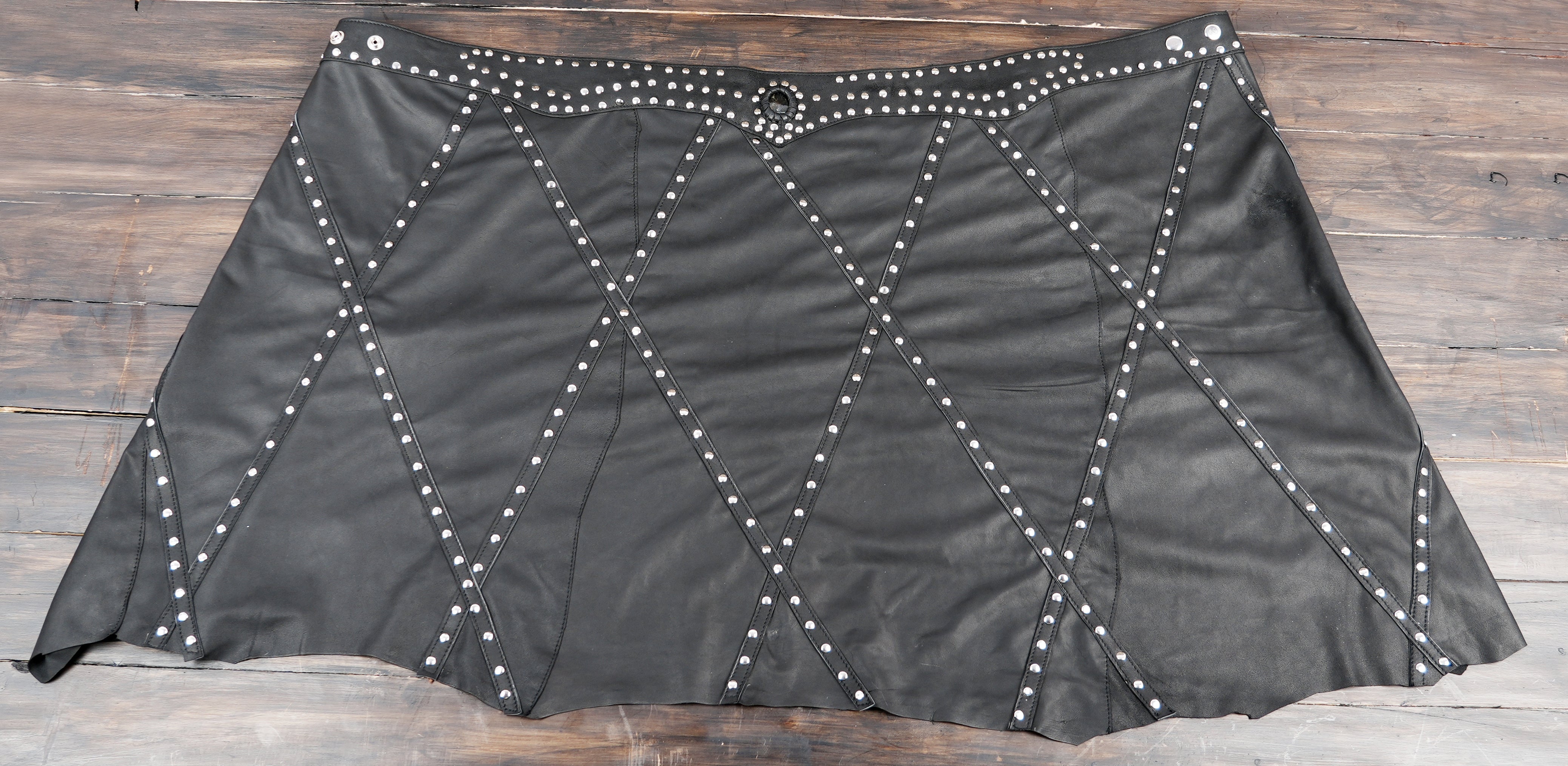 Handmade Leather Skirt Belt – Gothic, Boho & Festival Fashion (LT/NS/SKT/6012)