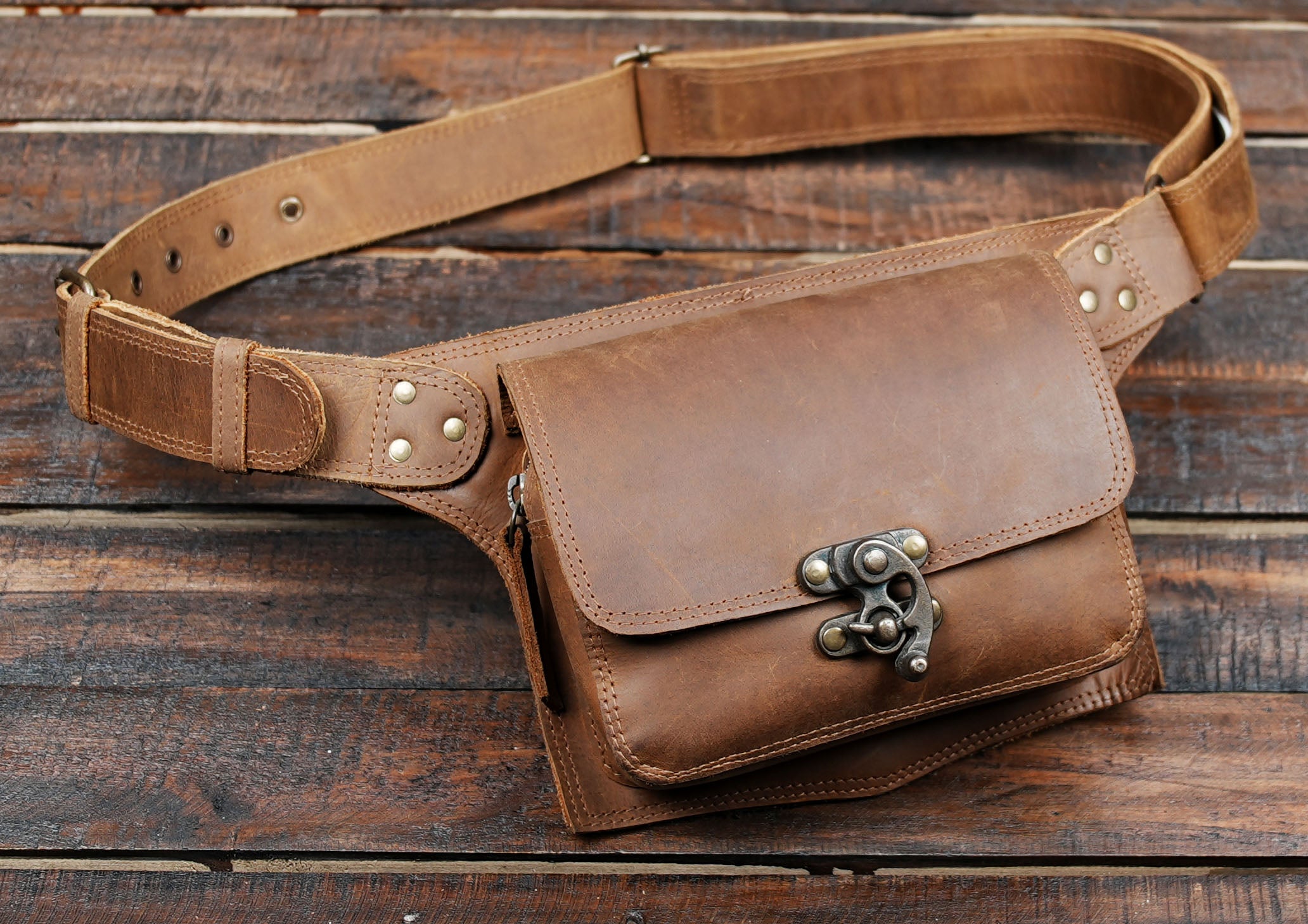 Rustic Leather Waist Bag – Utility Belt for Festivals & Travel
