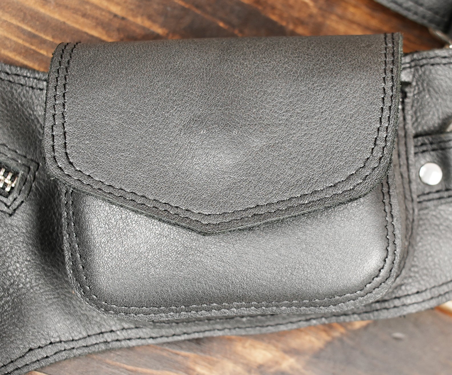 Fringe Purse With Gemstone, Handmade Leather Fringe Cross Body Purse – Boho Western culture with small pocket 