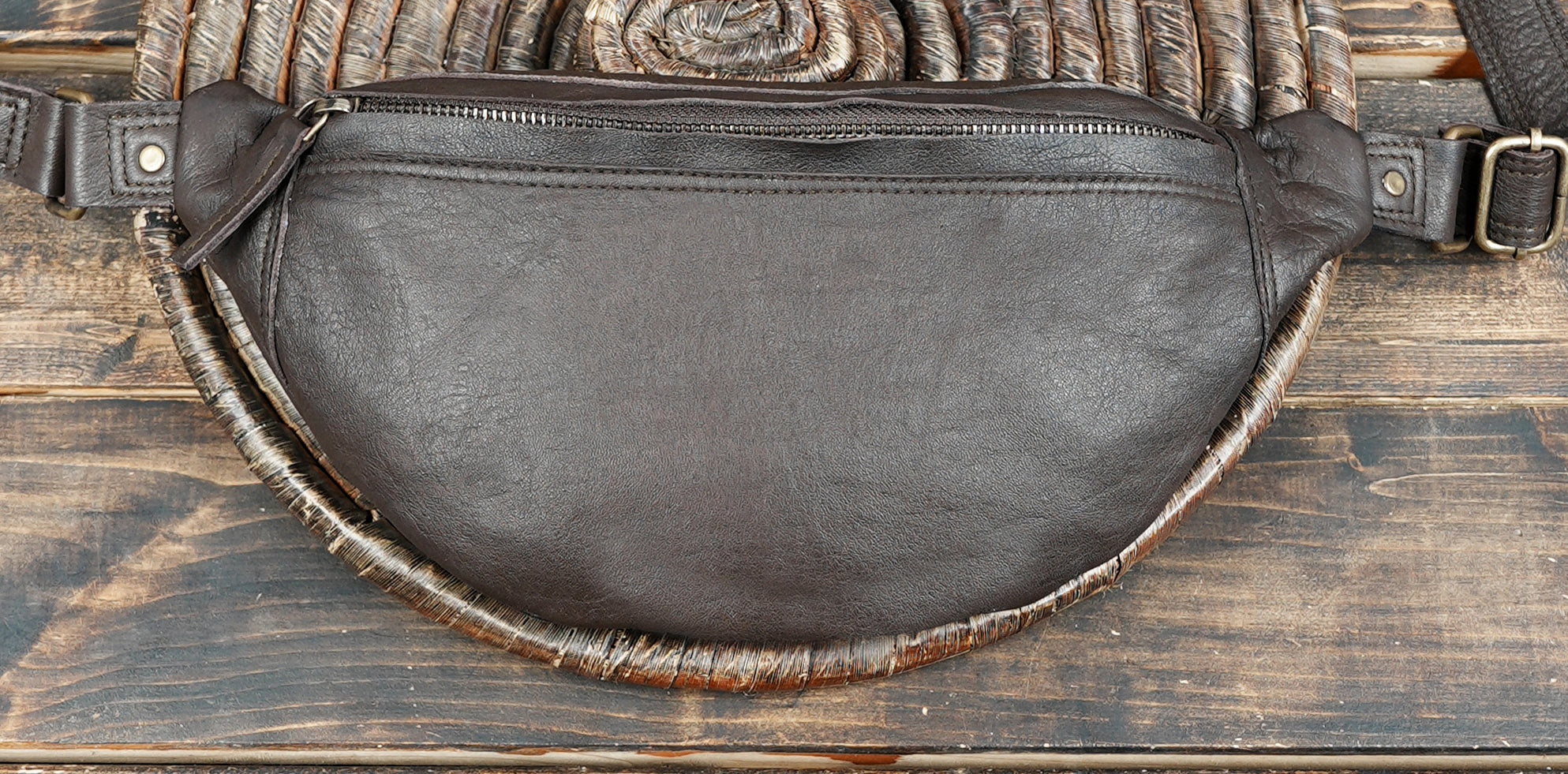 Premium leather fanny pack with adjustable fit and durable design