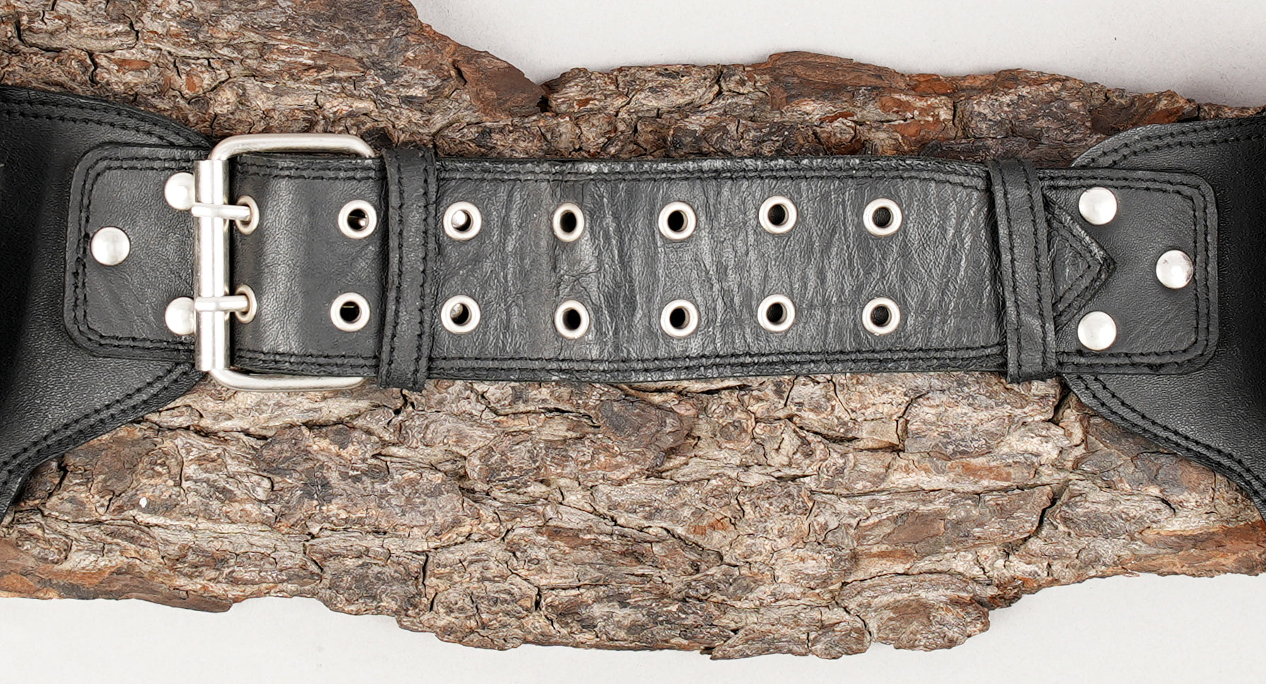 Genuine leather waist belt with dual pouch design