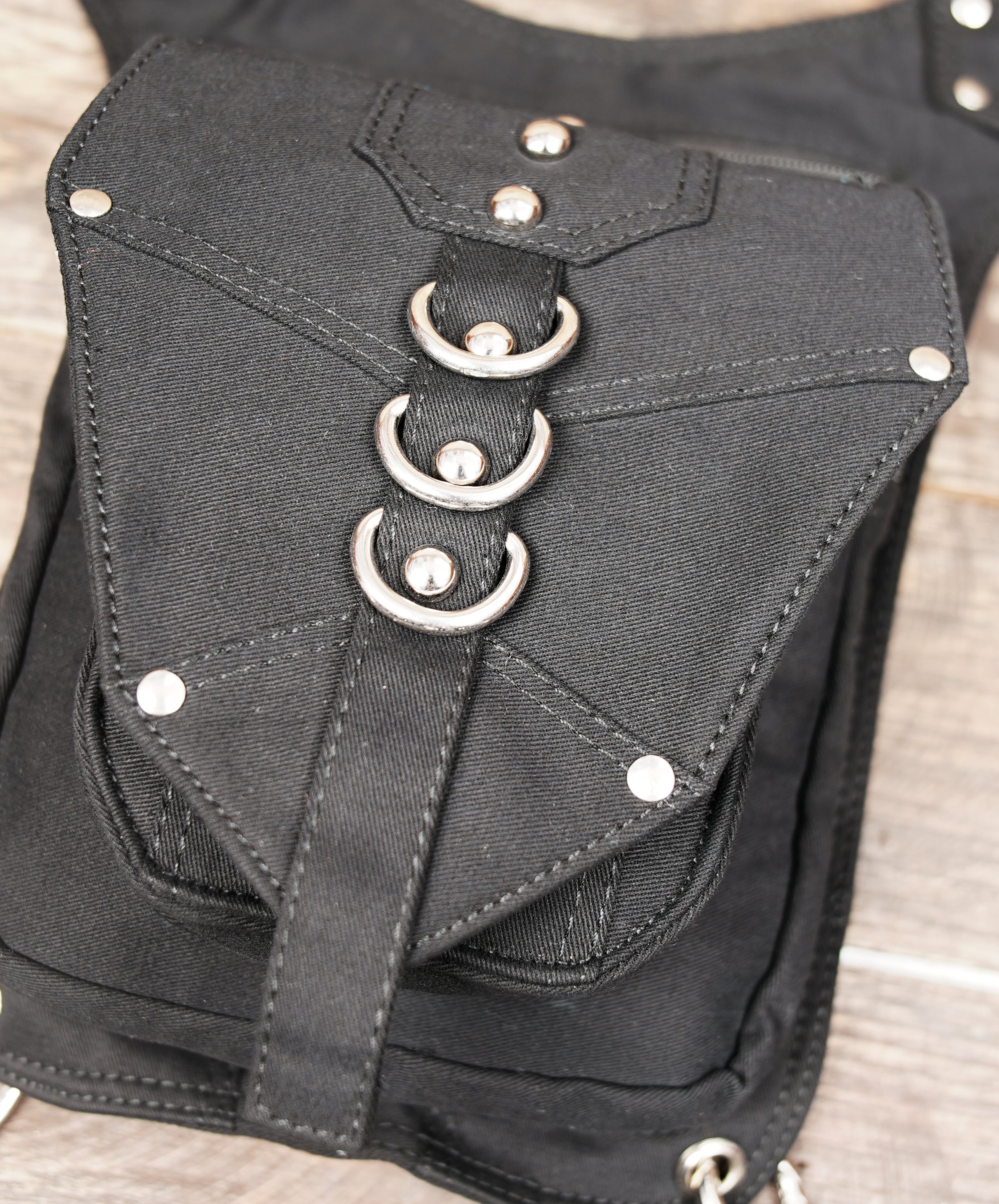 Industrial Punk Drop Leg Bag for Festivals - Rugged Canvas Thigh Pack