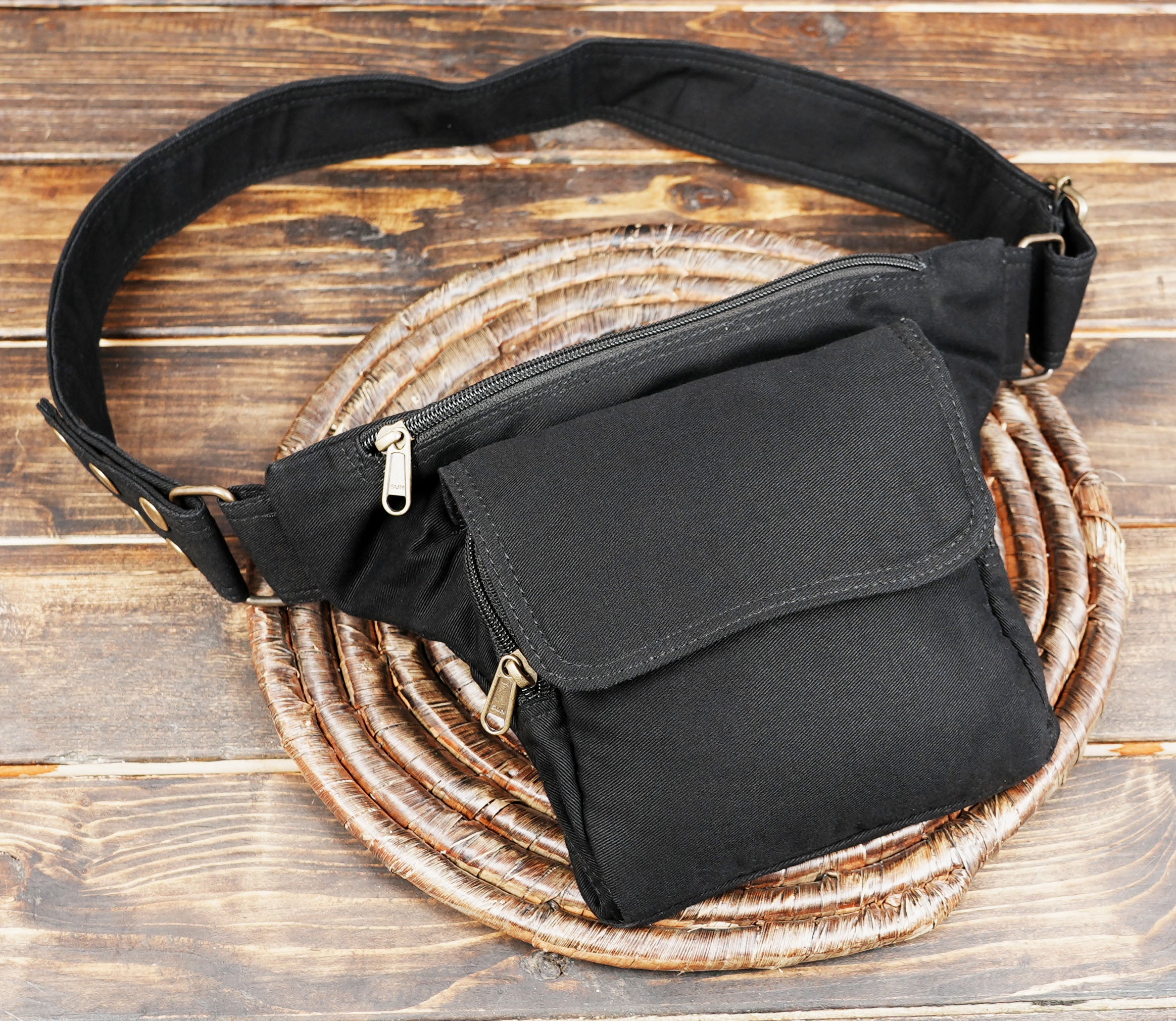 Functional black waist pouch for everyday use