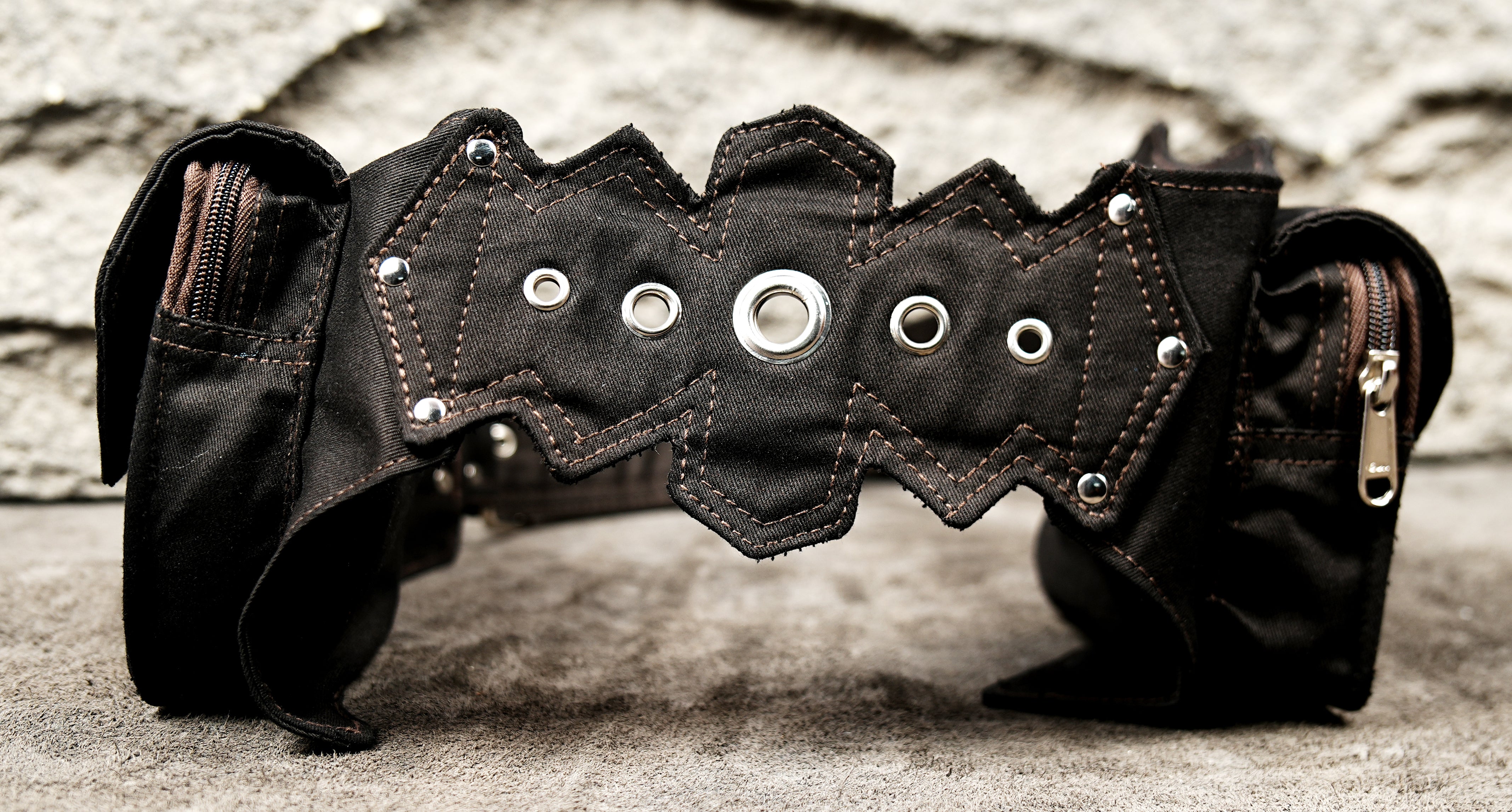 Festival waist belt with zipper compartment and pocket
