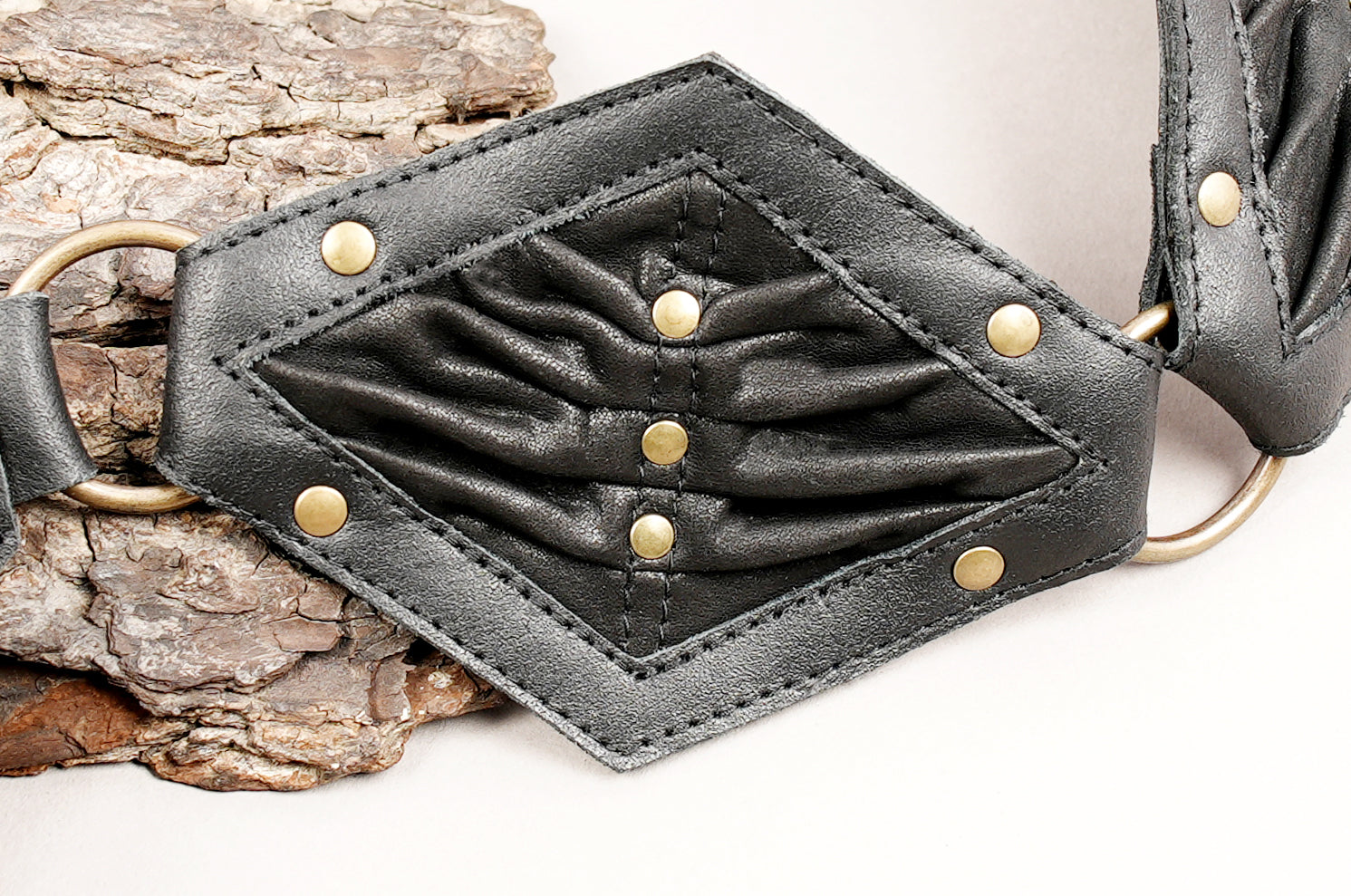 Handcrafted leather waist belt with zipper side pocket