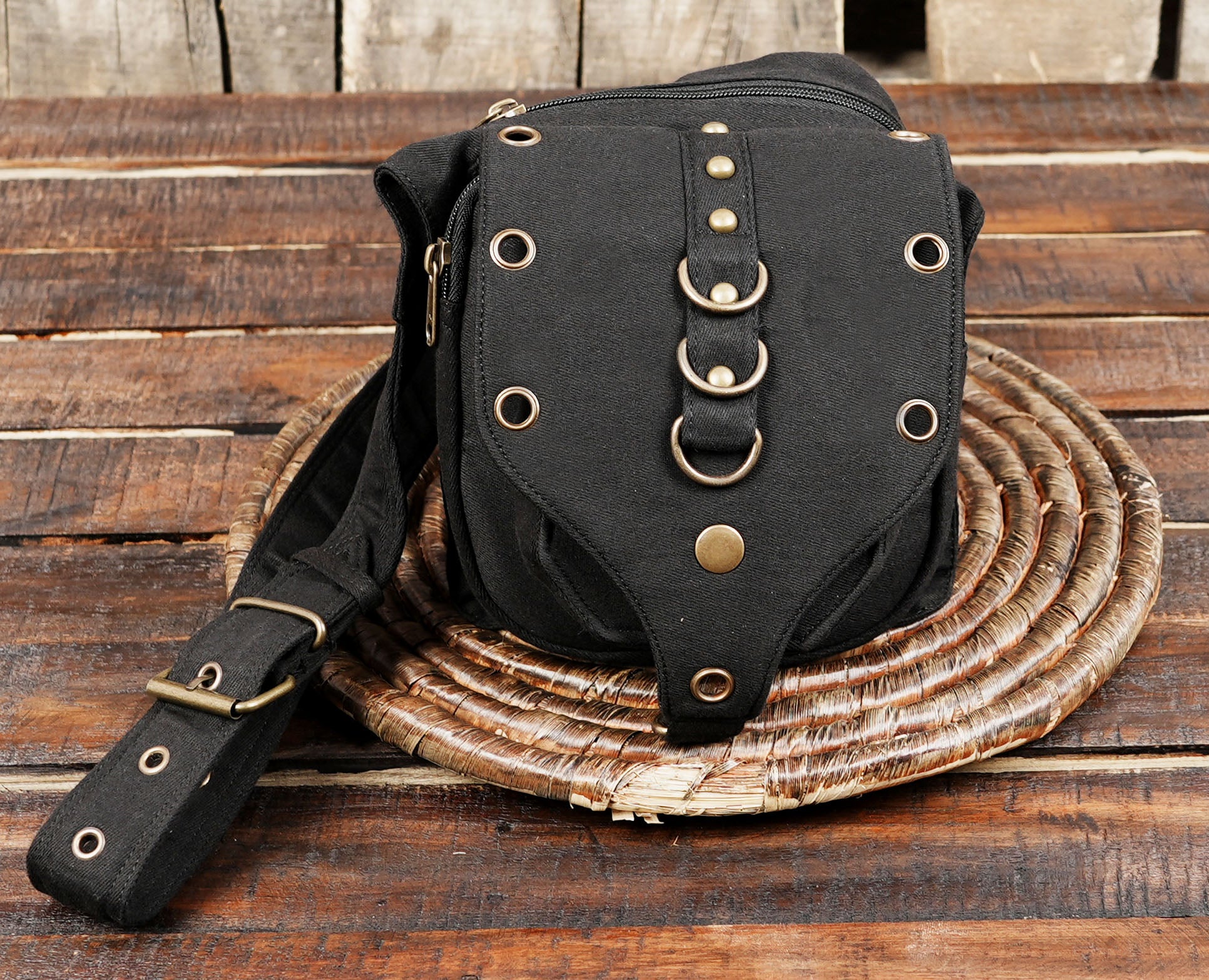 Handmade Cotton Waist Belt with Pockets – Festival, Cosplay & Travel Wear (CTN/AB/WB/1042)