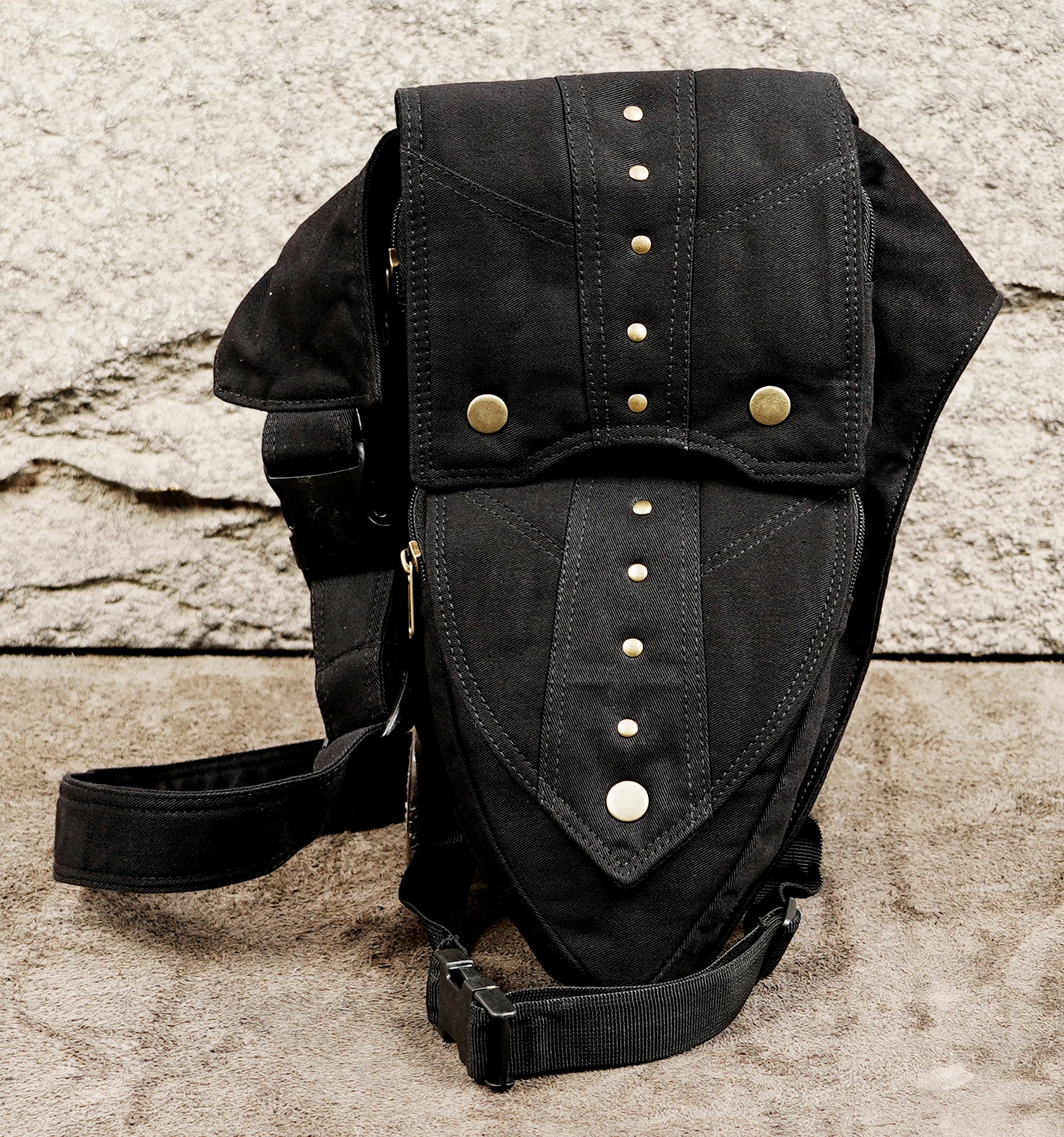 Biker leg bag with thigh strap and side release buckle, black cotton