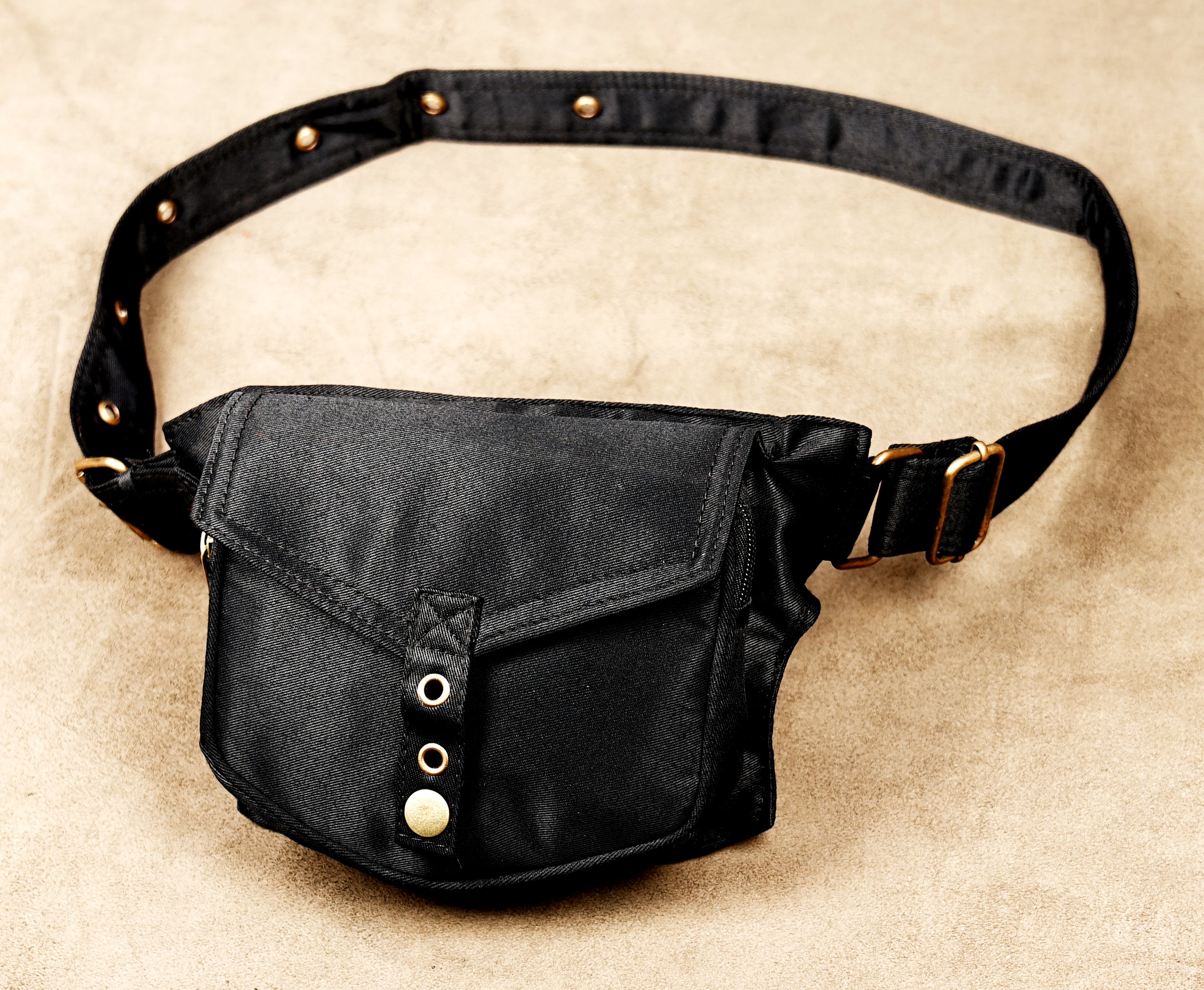 Hands-free black hip pack for festival and travel wear