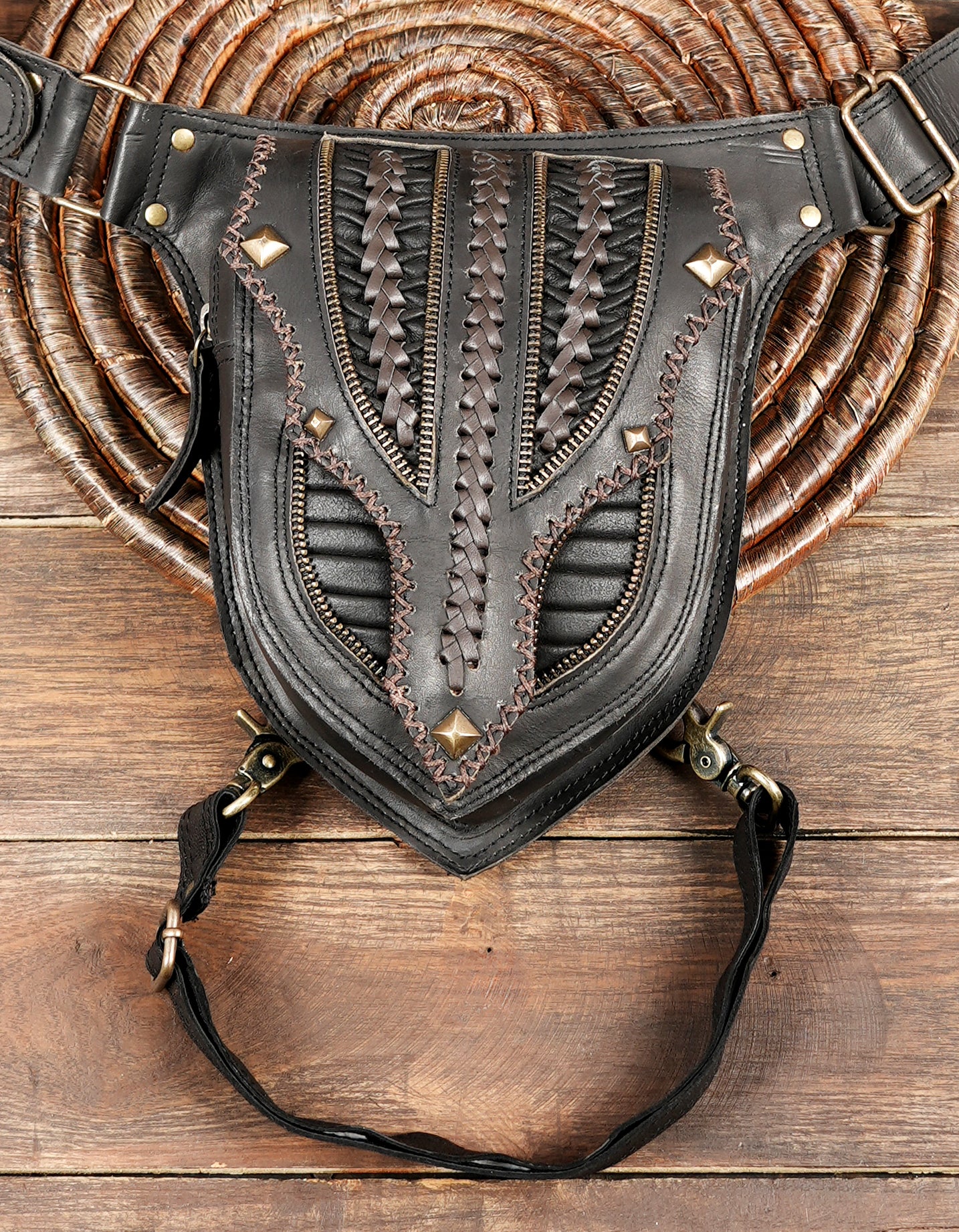 Black leather leg holster bag for bikers and festival fashion