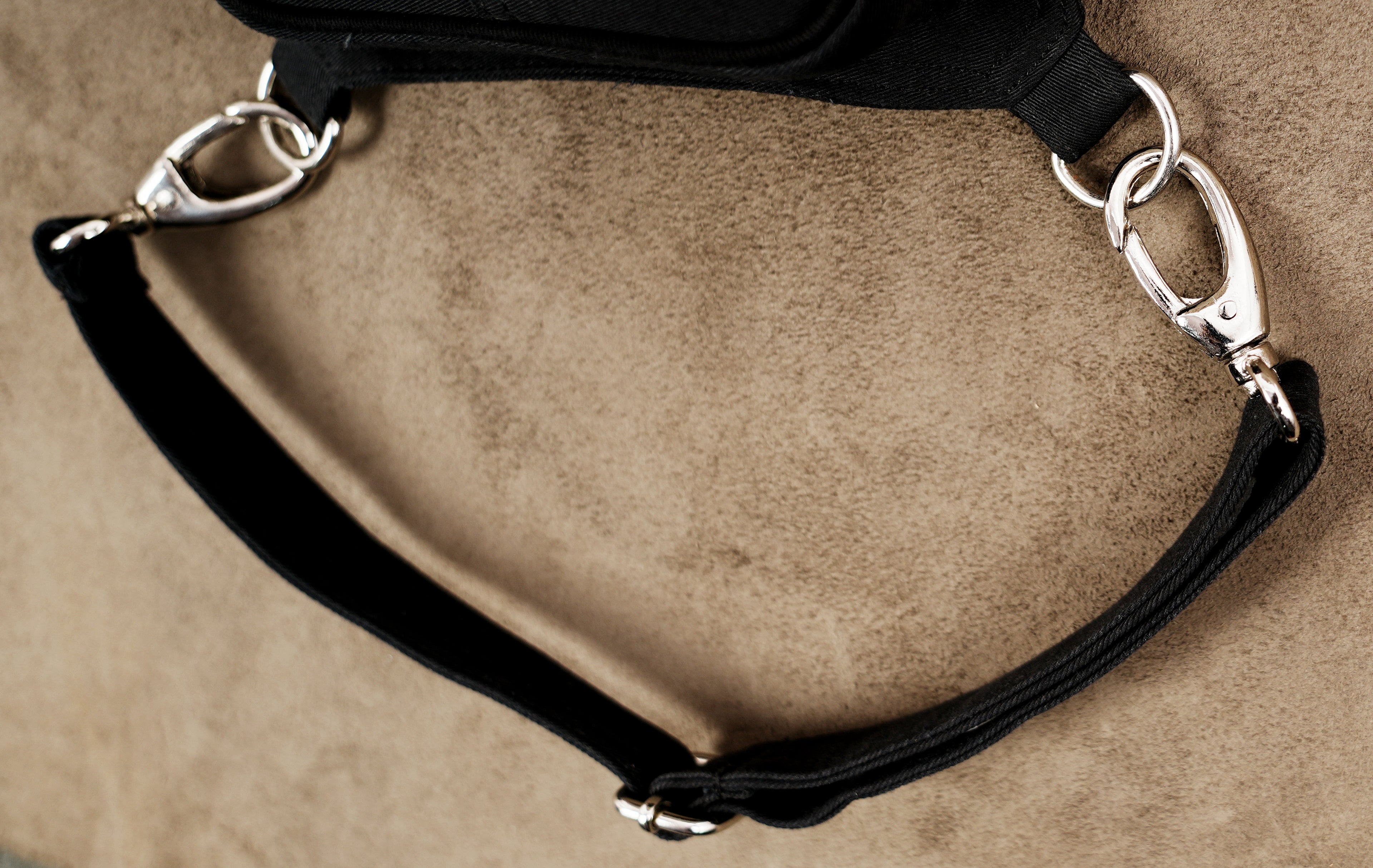 Adjustable cotton waist pack with drop leg strap for travel