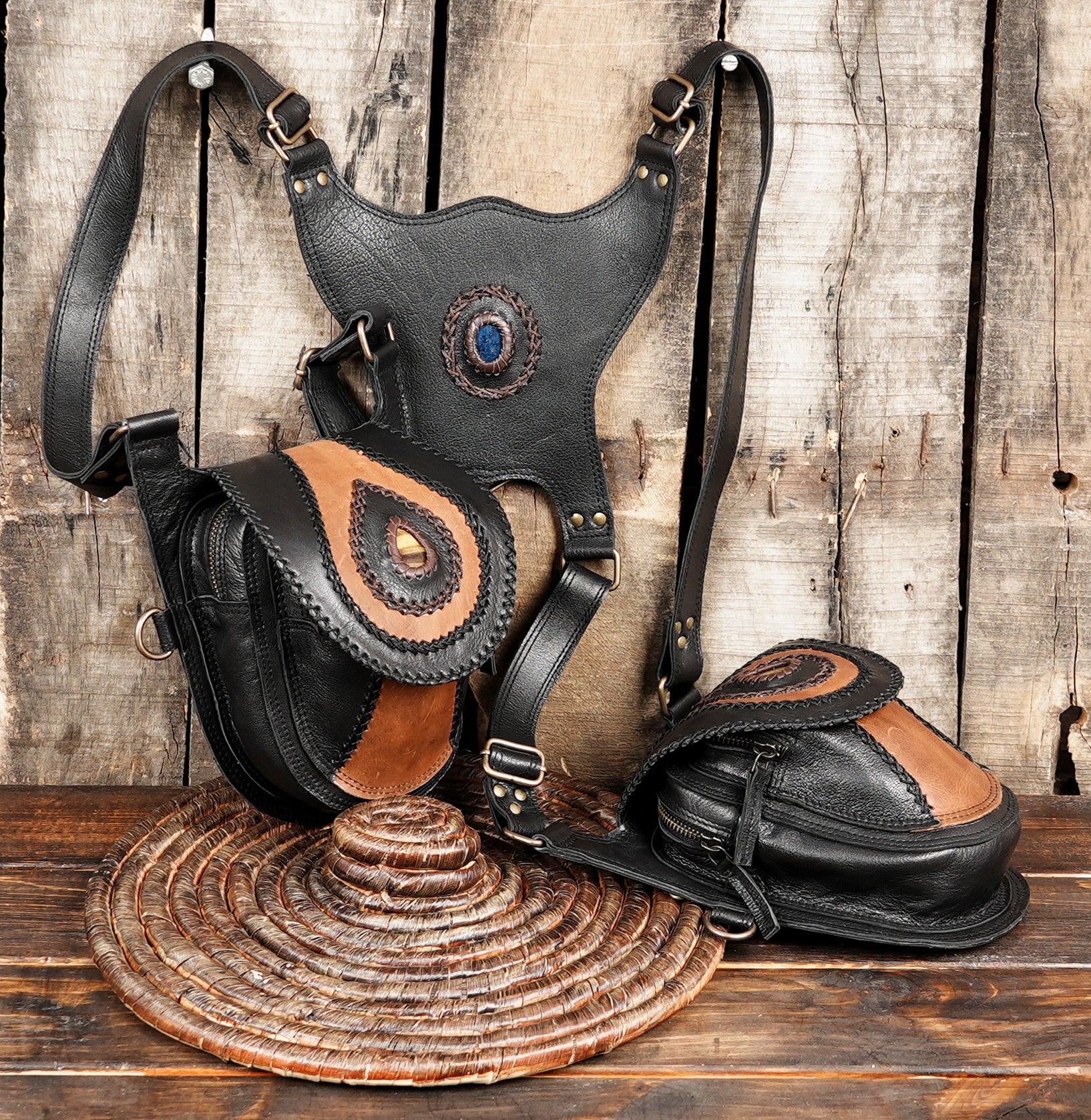 Minimalist leather dual pouch holster for everyday carry