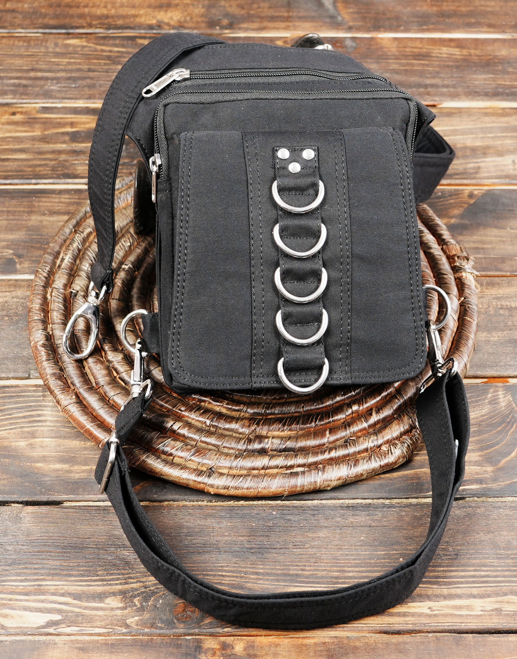 Best Drop Leg Bag for Festivals | Steampunk Hip Holster Thigh Pack