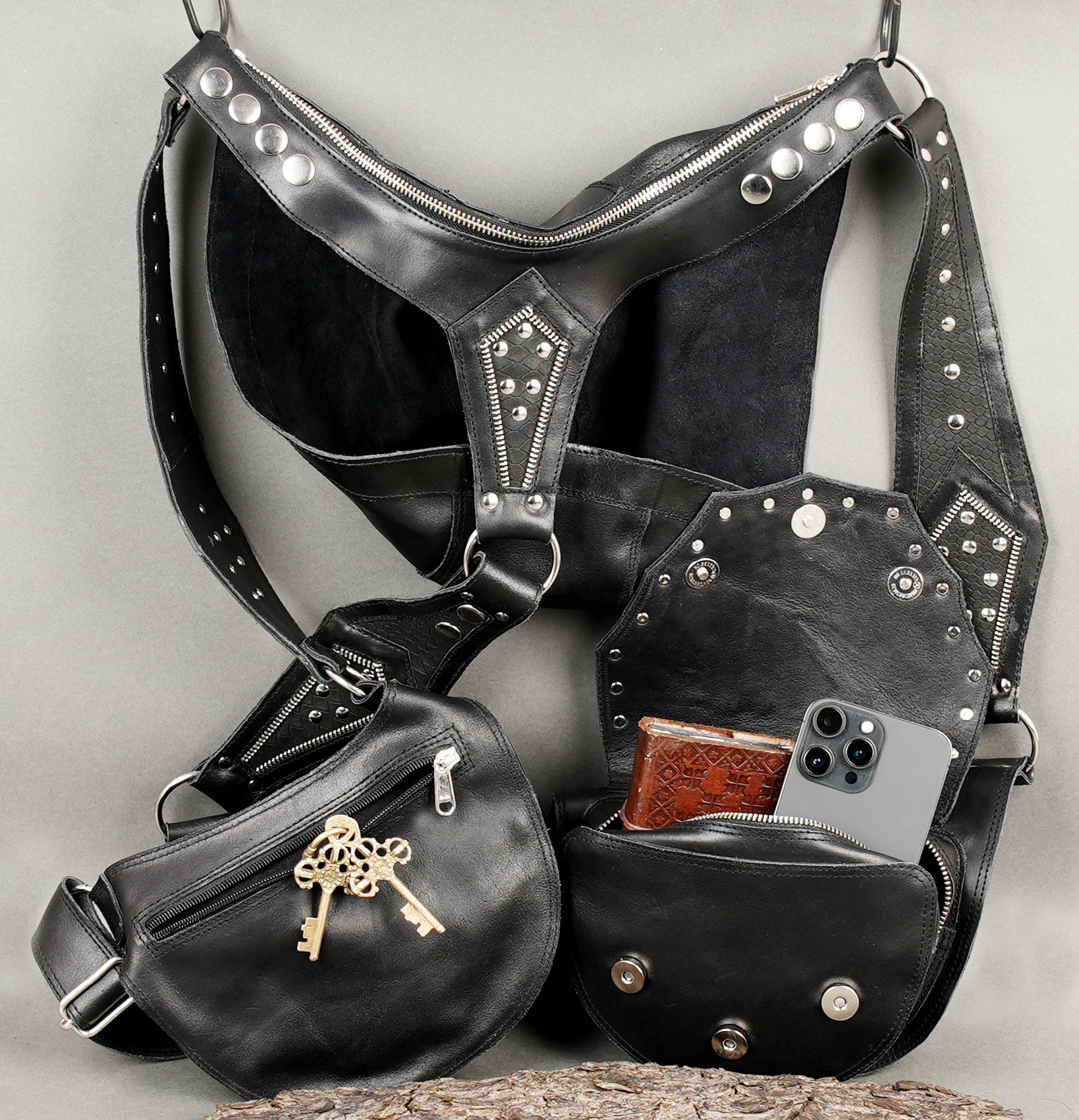 Steampunk style leather holster with twin pockets