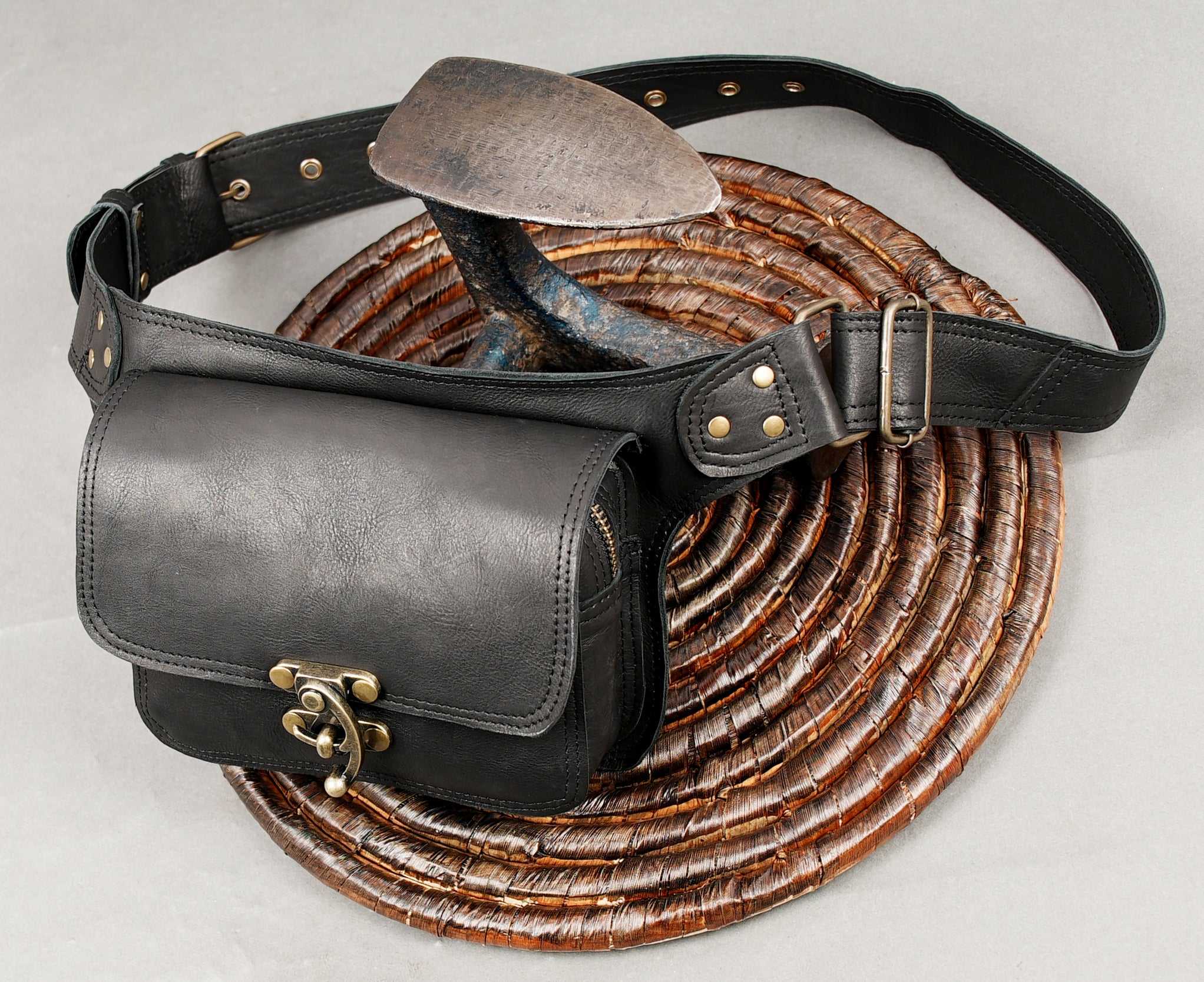 Genuine leather hip belt pouch for travel and daily carry