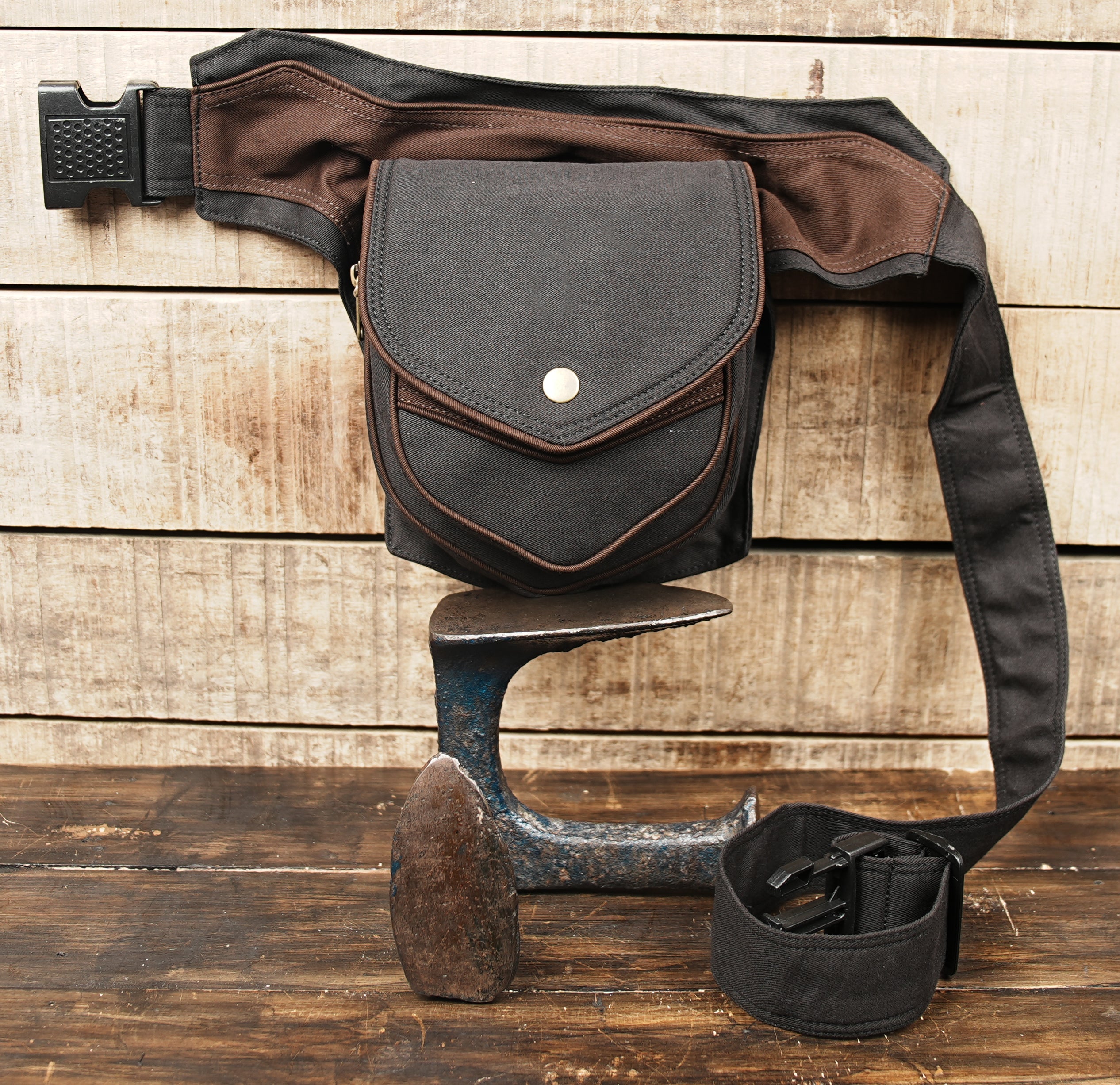 Black cotton festival belt bag with practical organizer compartment