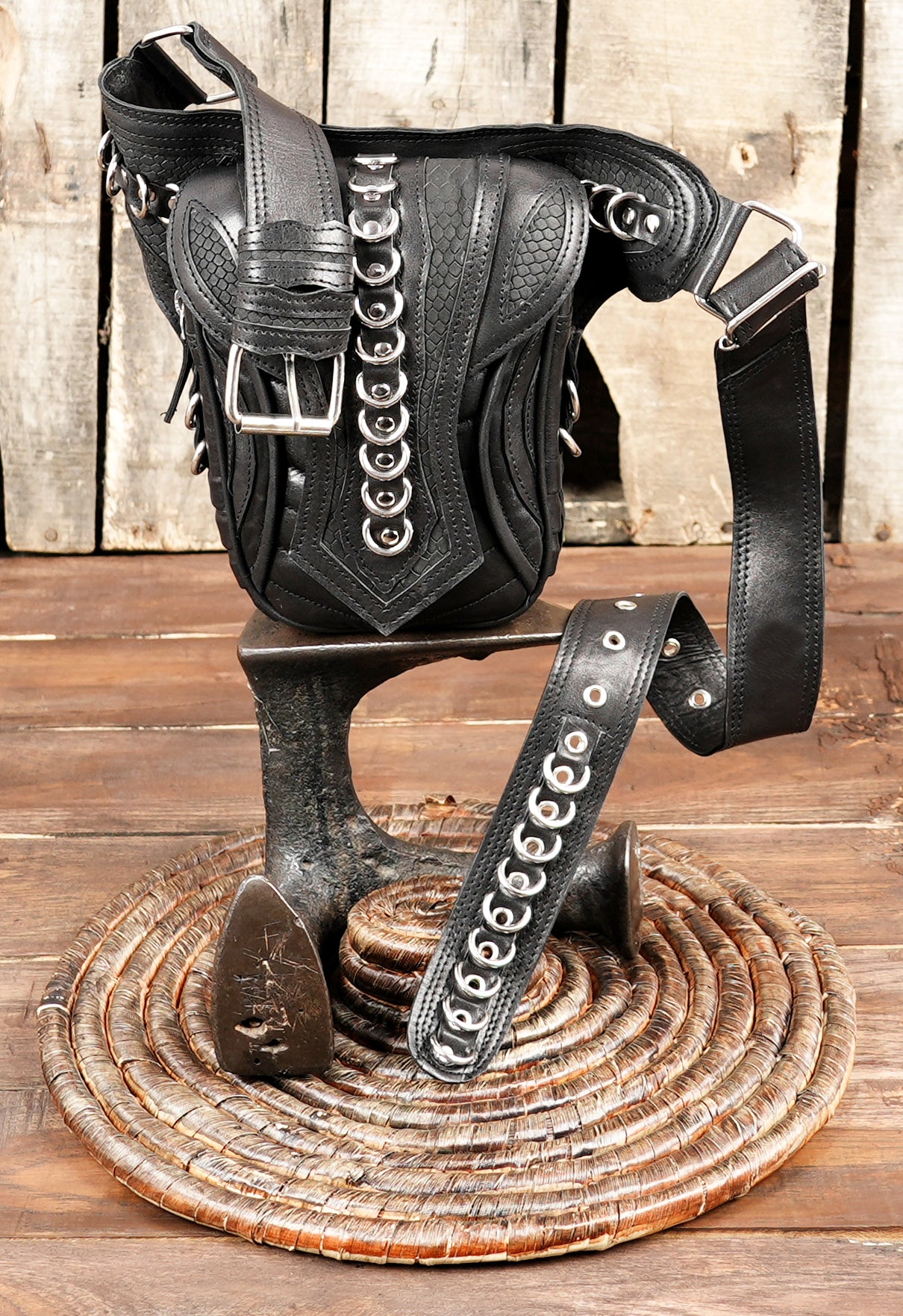 Leather waist belt with front storage pouch