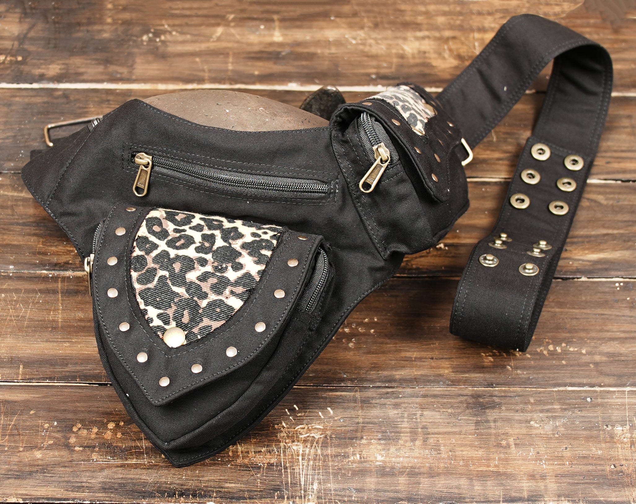 Handmade cotton fanny pack with leopard print