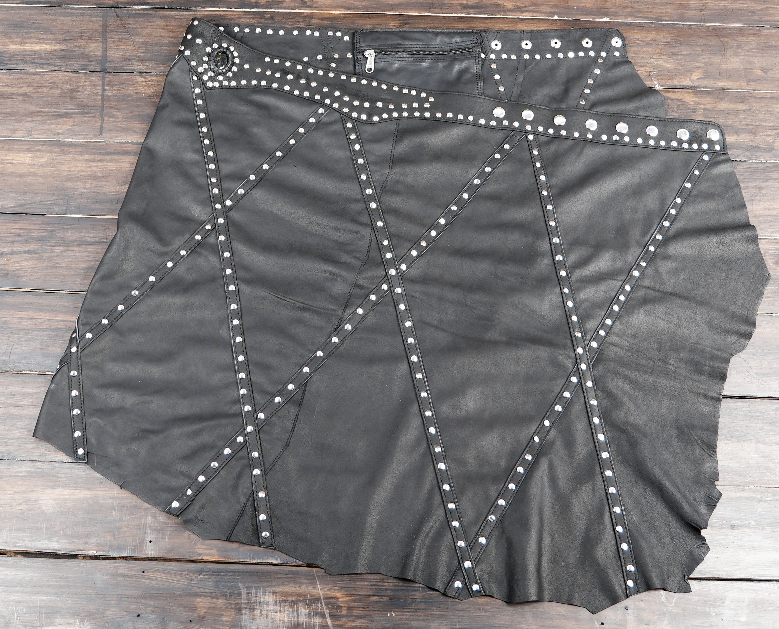 Handmade Leather Skirt Belt – Gothic, Boho & Festival Fashion (LT/NS/SKT/6012)