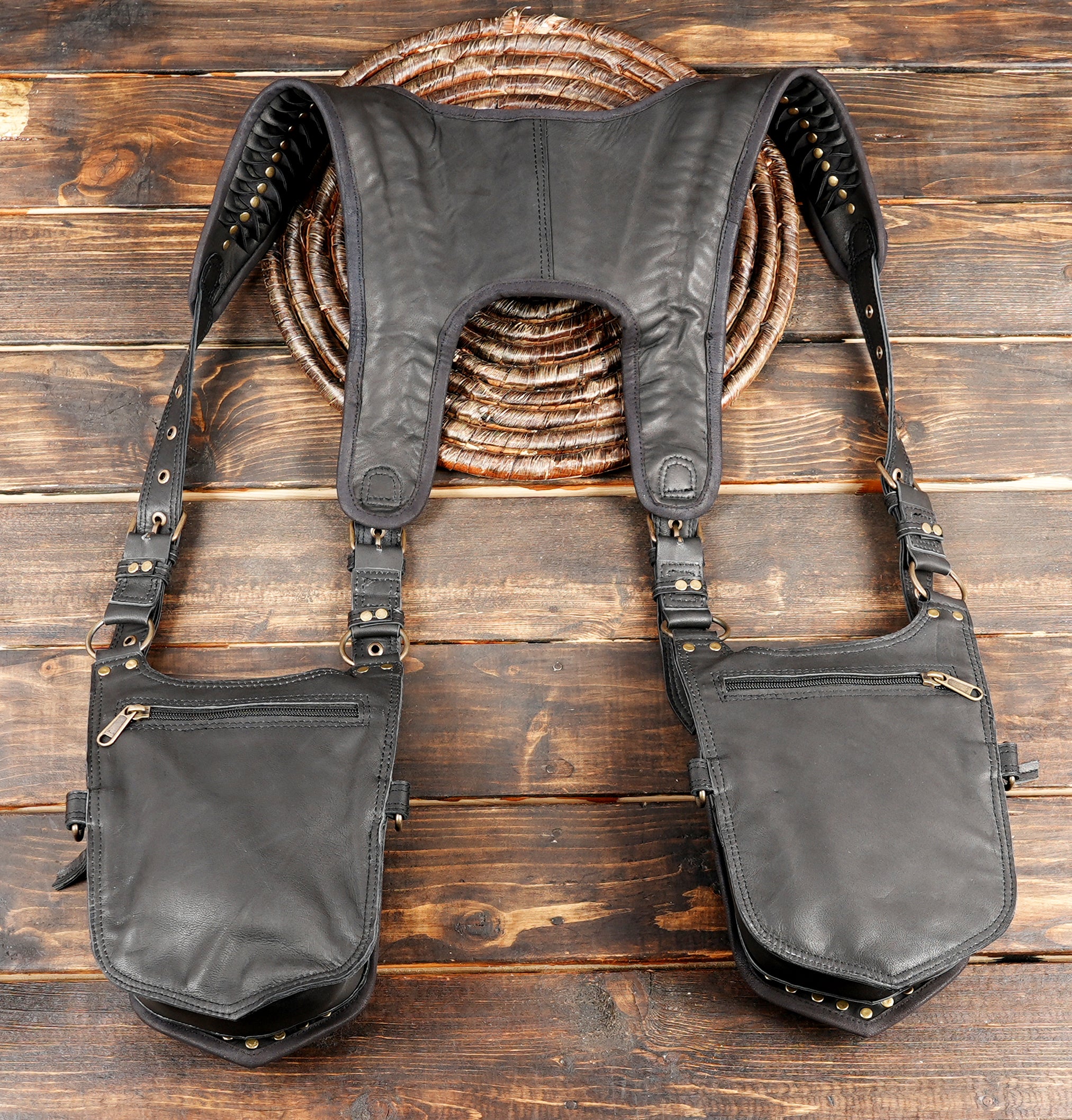 Chest Rig Harness Bag Fashion Leather Harness Chest Rig With Utility Pouches back side zipper 