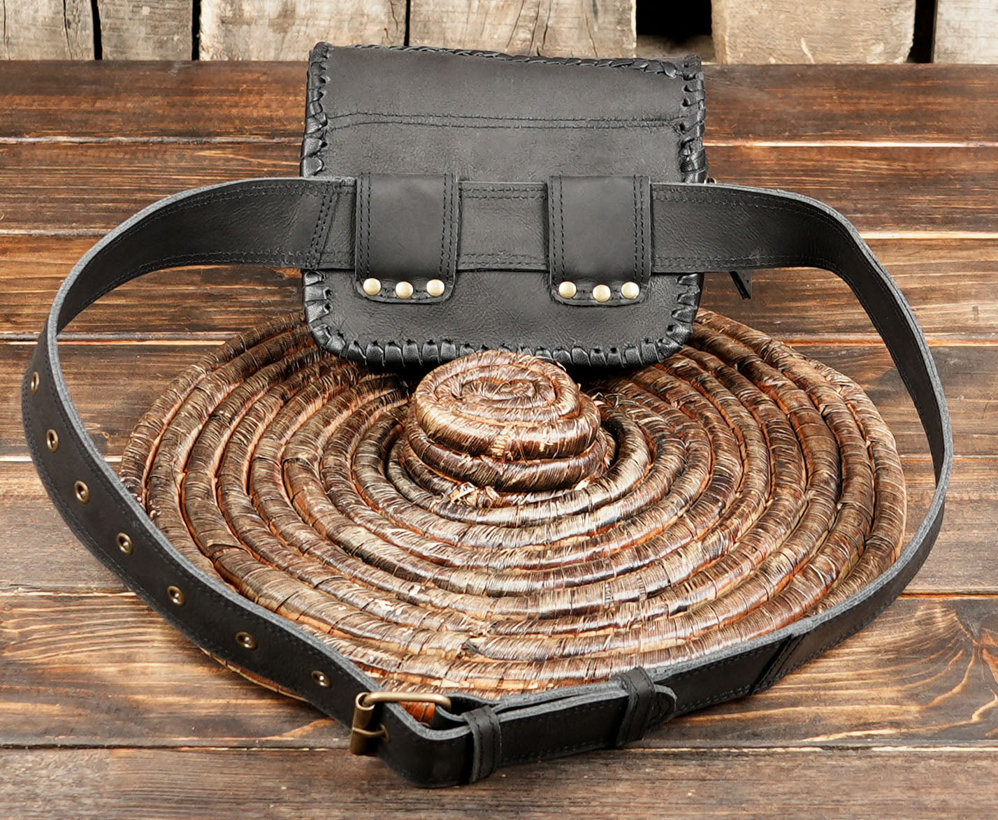 Handmade Black Leather Waist Belt with Labradorite Stone (LT-AB-WB-6163)