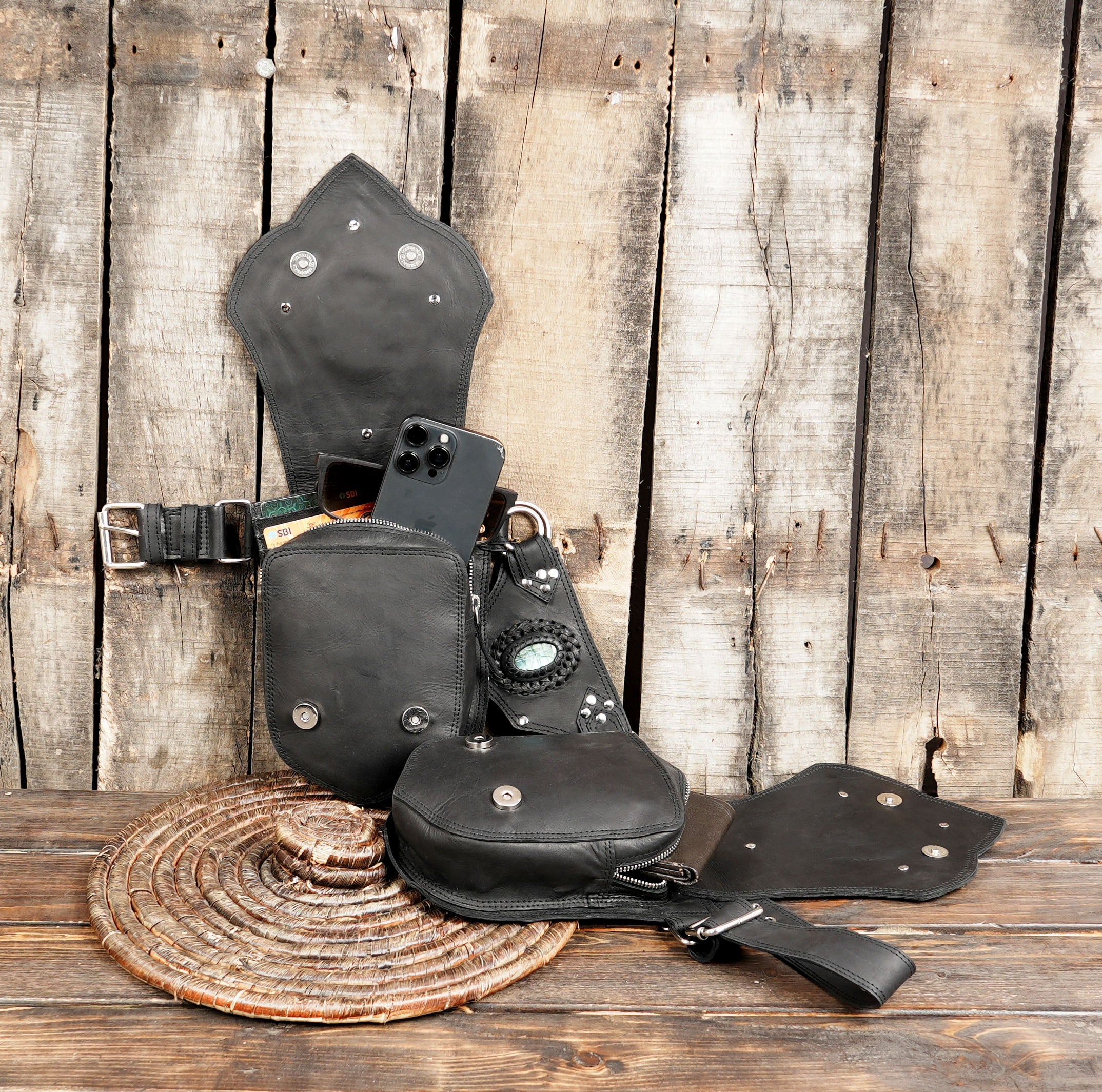 Black Leather Double Pouch Waist Belt with Labradorite Stone || Festival Style Leather Waist Belt with Double Pockets (LT-NS-WB-6025)