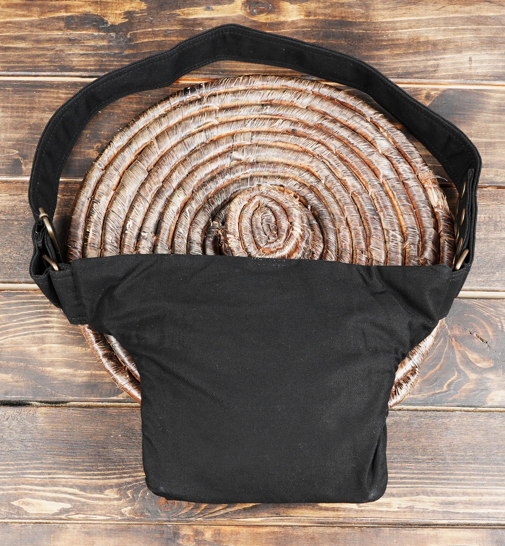 Minimalist Black Waist Bag with Utility Pocket and Cotton Construction