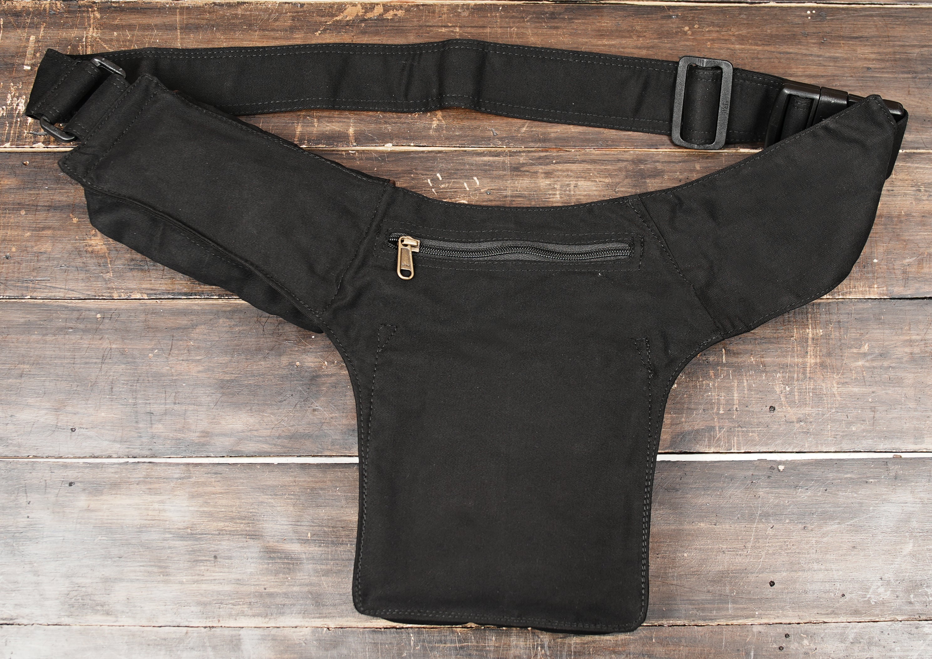 Leather hip bag for men with vintage festival design