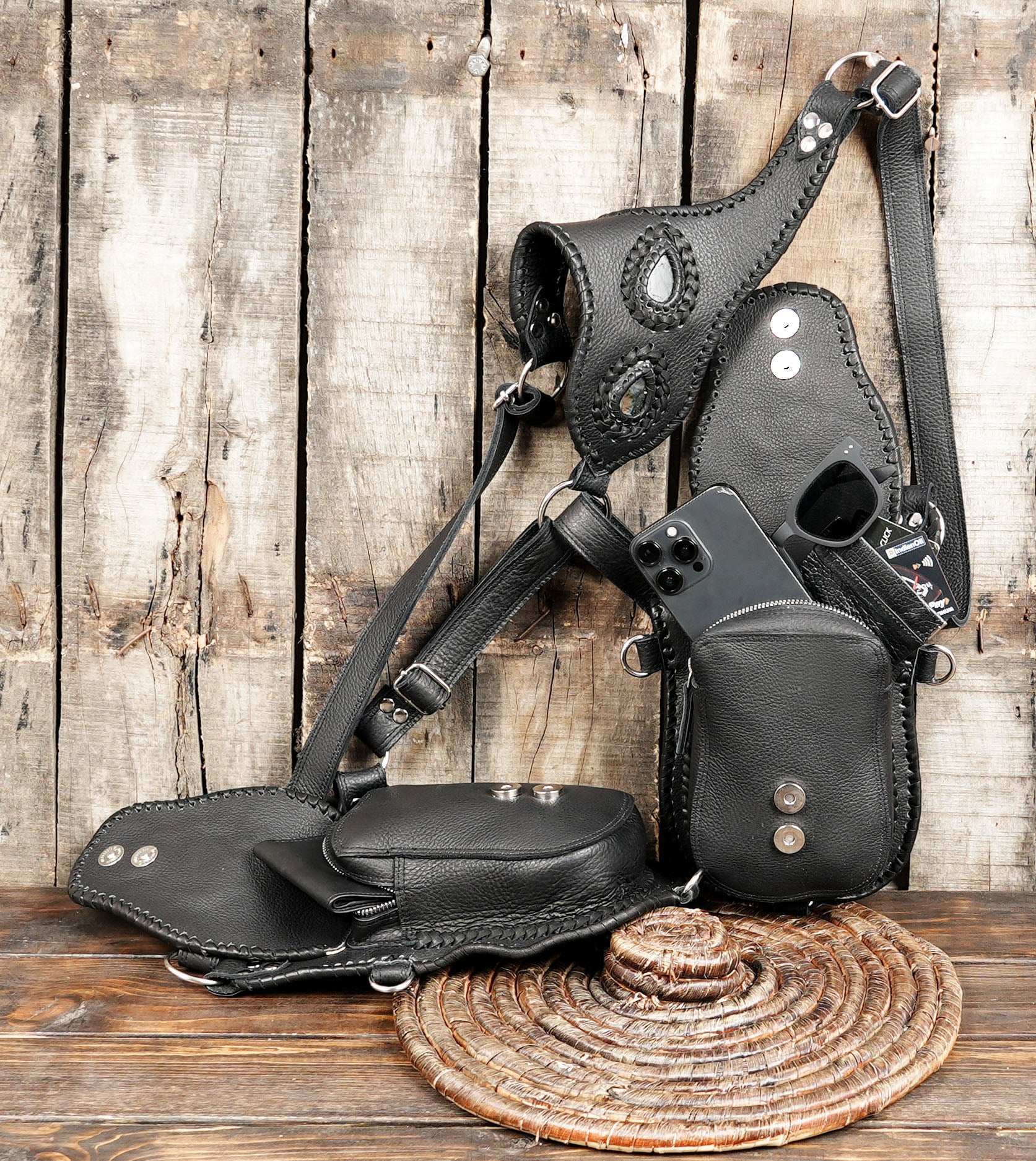 Adjustable shoulder and waist straps for comfort