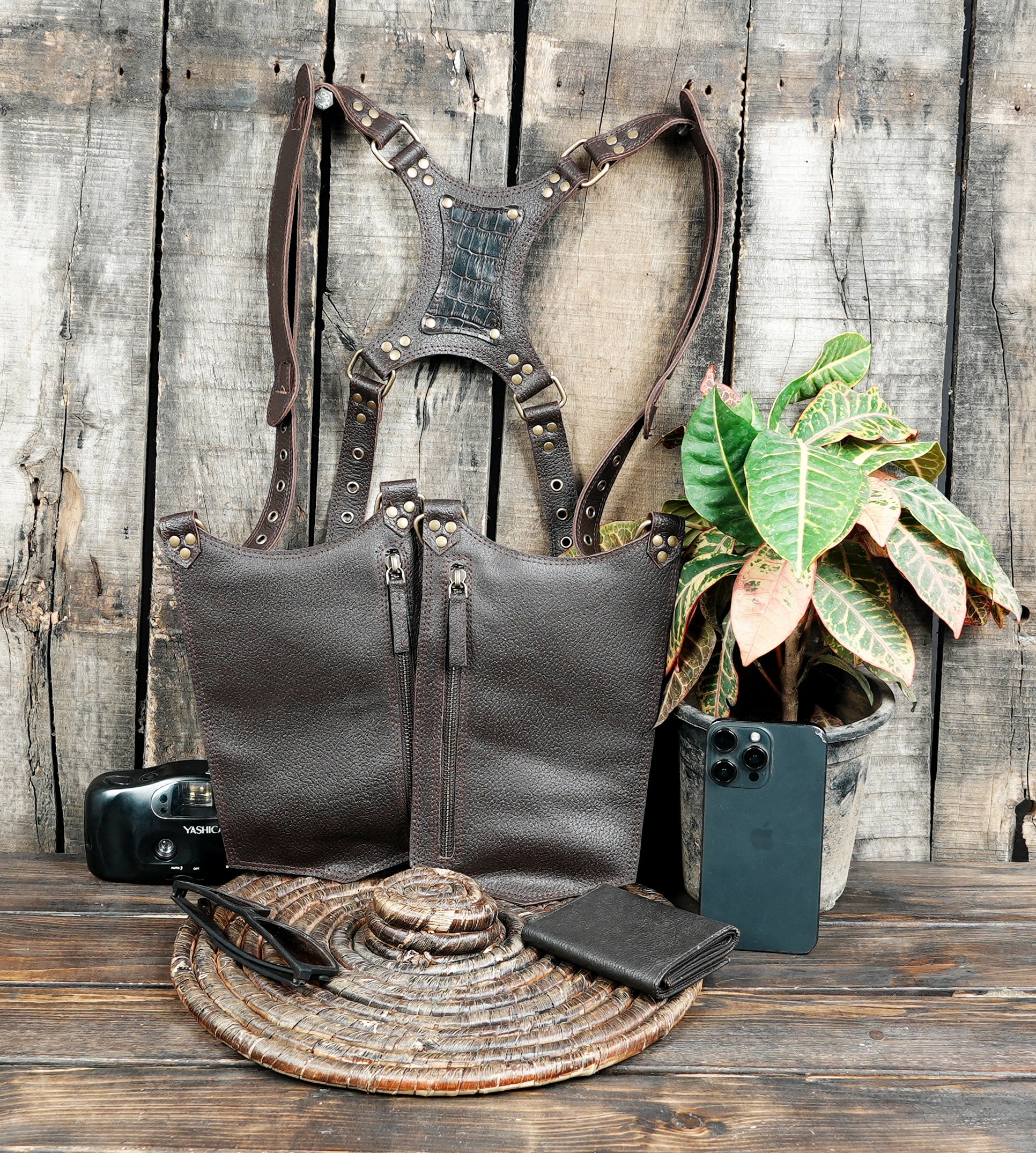 Heavy duty leather holster rig with antique finish hardware