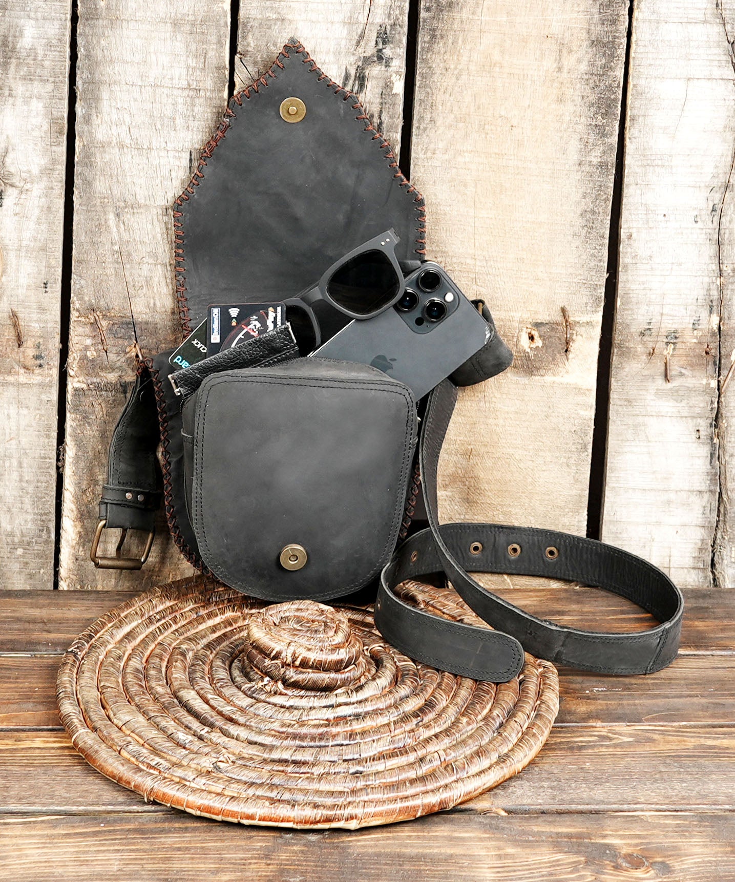 Durable Leather Waist Bag for Travel, Concerts & Daily Essentials (LT-AB-WB-6106)