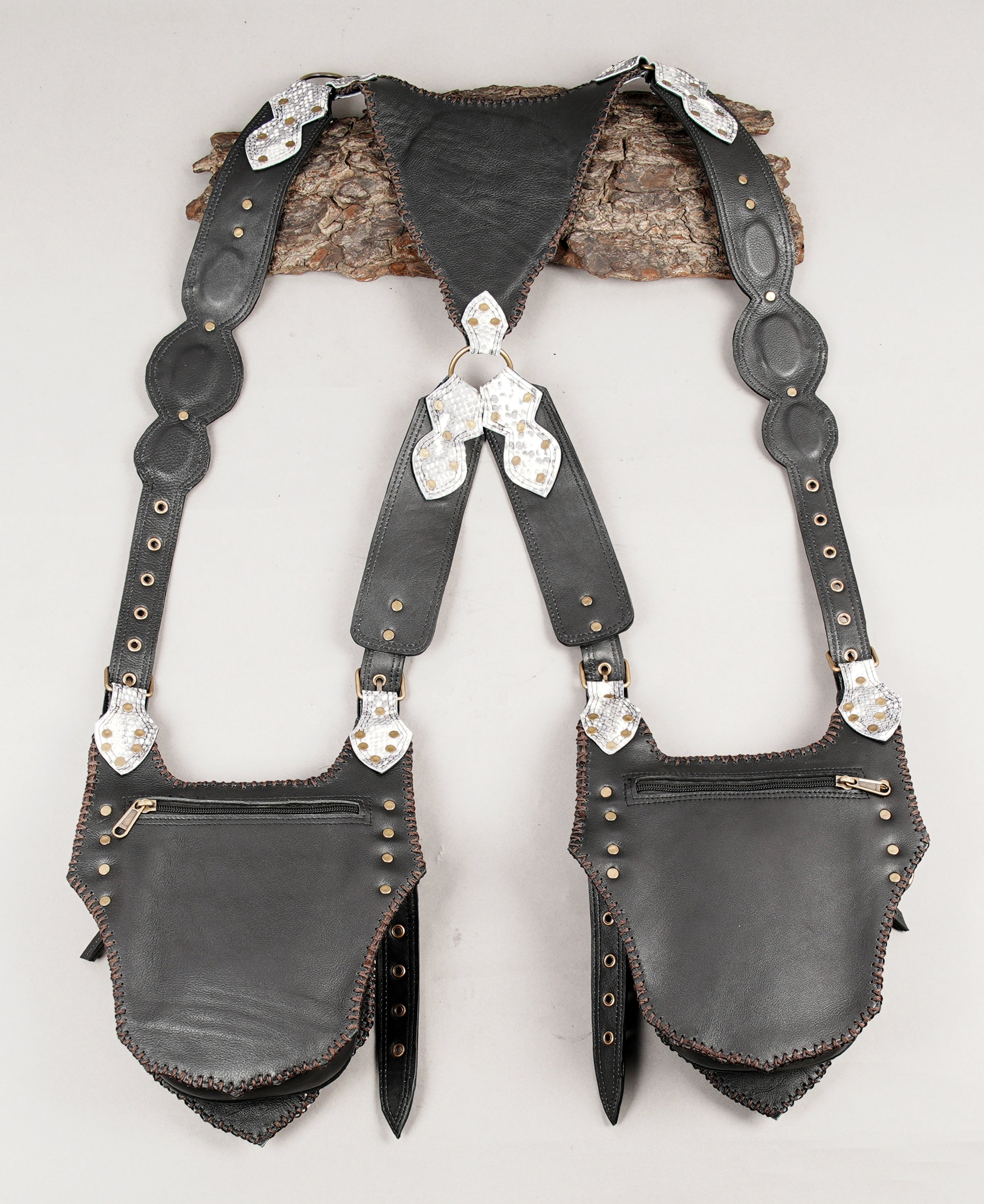 Unisex metallic-accent leather holster with dual zippered pockets