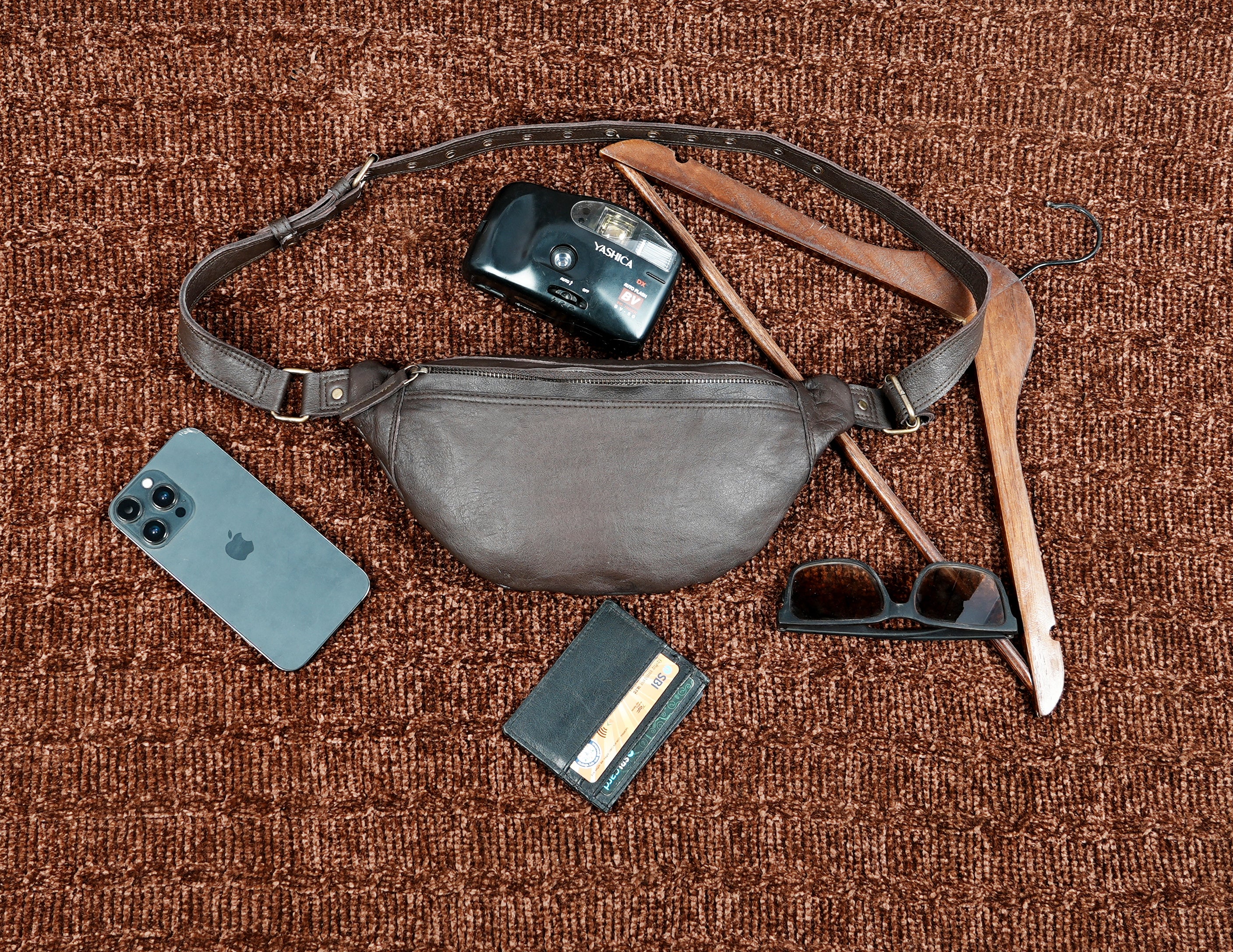 Modern leather waist pack with practical zipper compartment